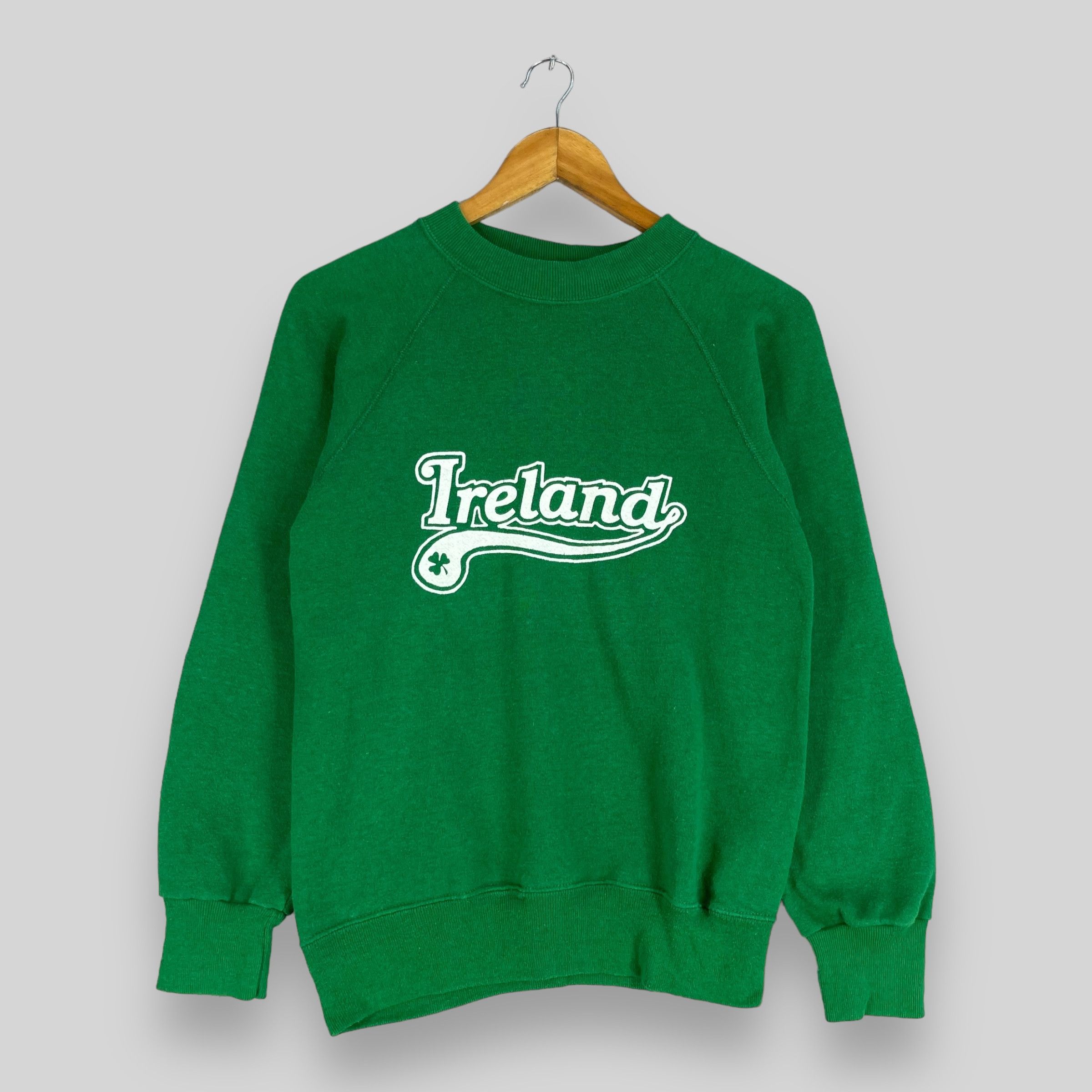 Japanese Brand × Vintage Vintage IRELAND Spellout Printed Crewneck Sweatshirt Size US S / EU 44-46 / 1 - 1 Thumbnail