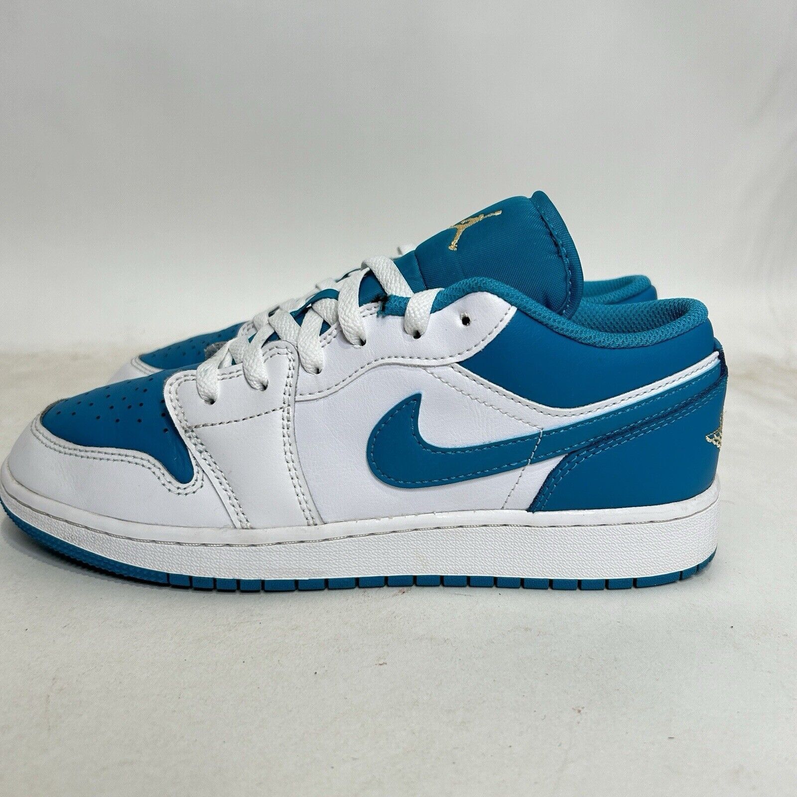 Jordan Brand Nike Shoes Air Jordan 1 Low Retro GS “Aquatone” 2024 Size US 8.5 / IT 38.5 - 6 Thumbnail