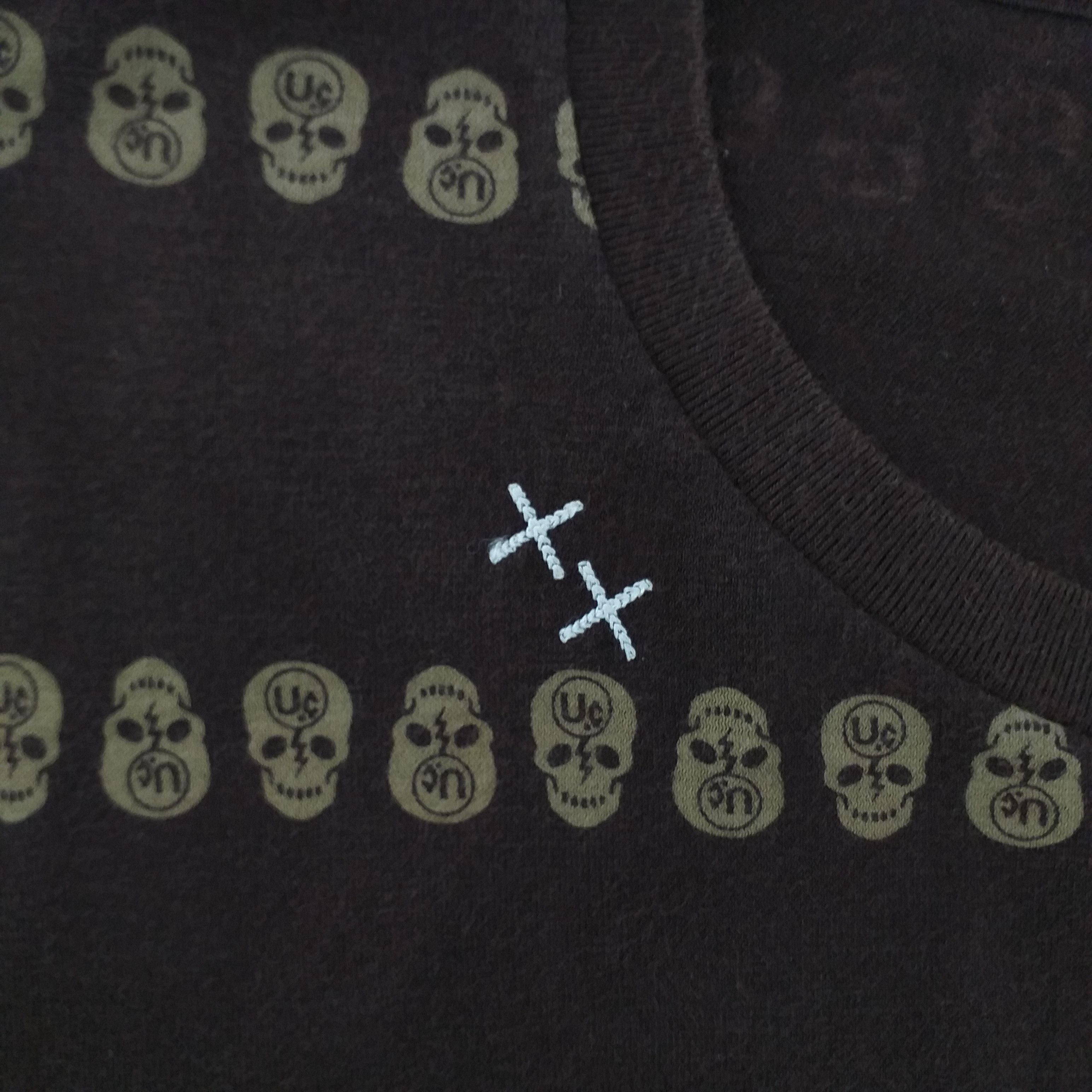 Japanese Brand Uniqlo Unicorn Skull Large Tshirt -F067 Size US L / EU 52-54 / 3 - 3 Thumbnail