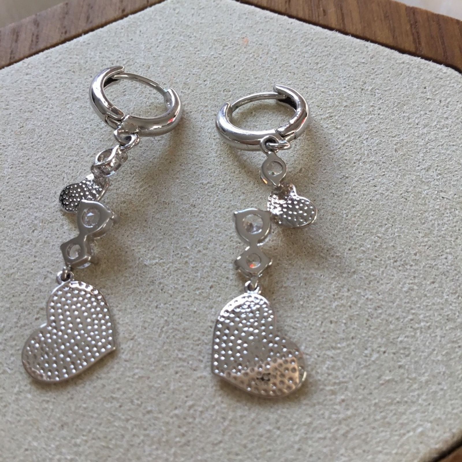 Other Charm Heart with Crystals Huggie Earrings Size ONE SIZE - 5 Thumbnail