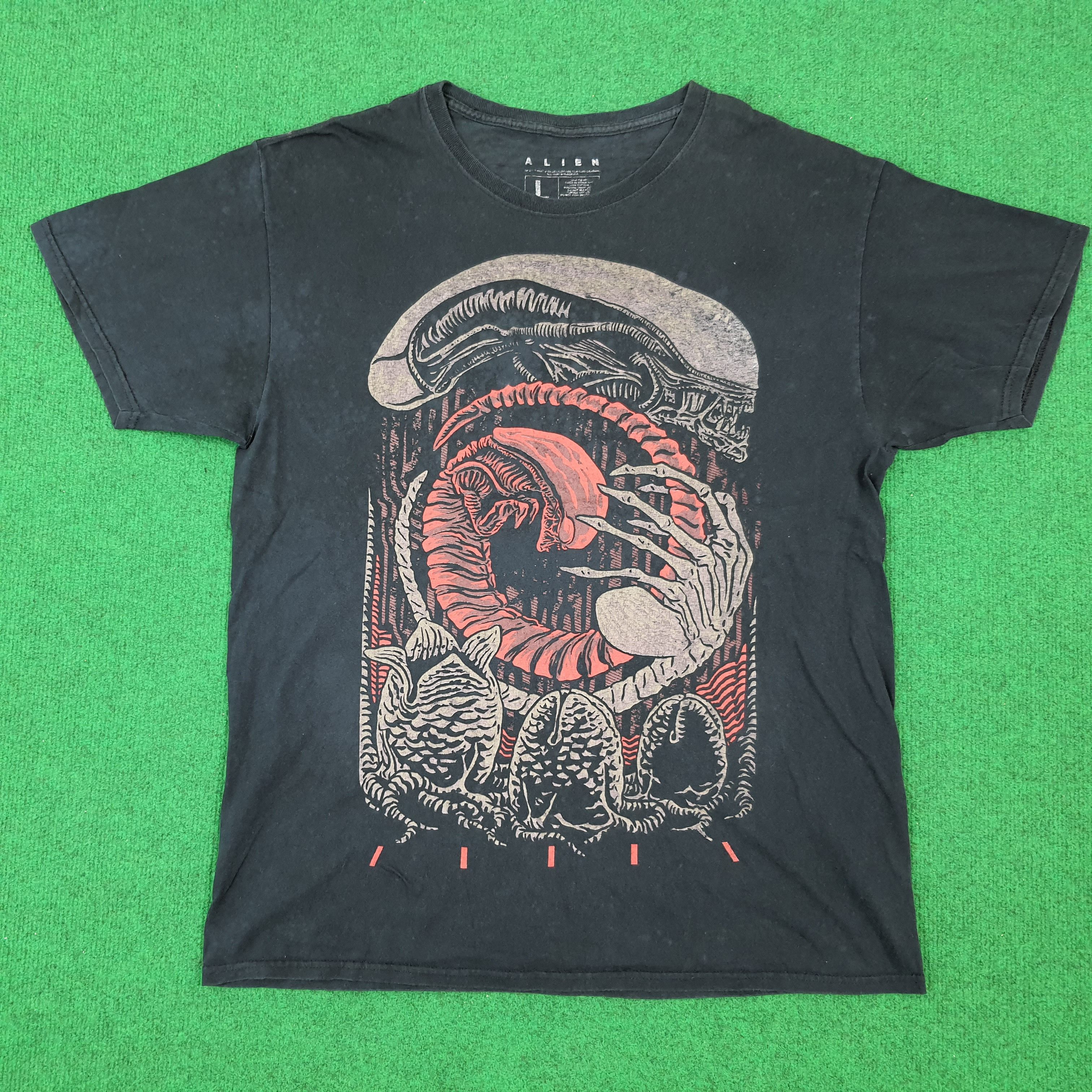 Vintage Vintage Alien American Movie Tshirt Size US L / EU 52-54 / 3 - 1 Thumbnail