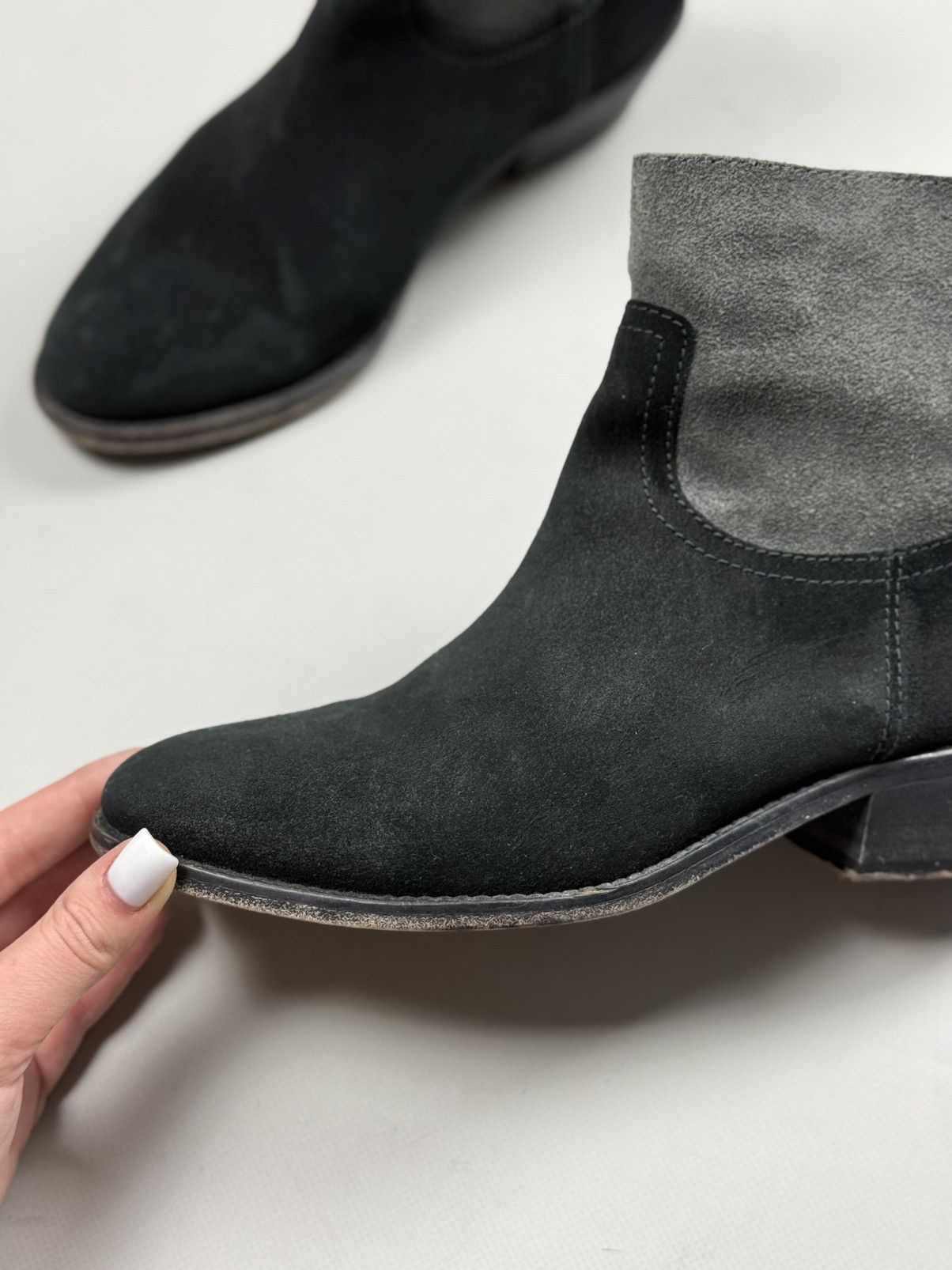 Zadig & Voltaire Zadig & Voltaire Ladies Suede Ankle Zip Biker Boots Shoes Size US 7 / IT 37 - 15 Thumbnail