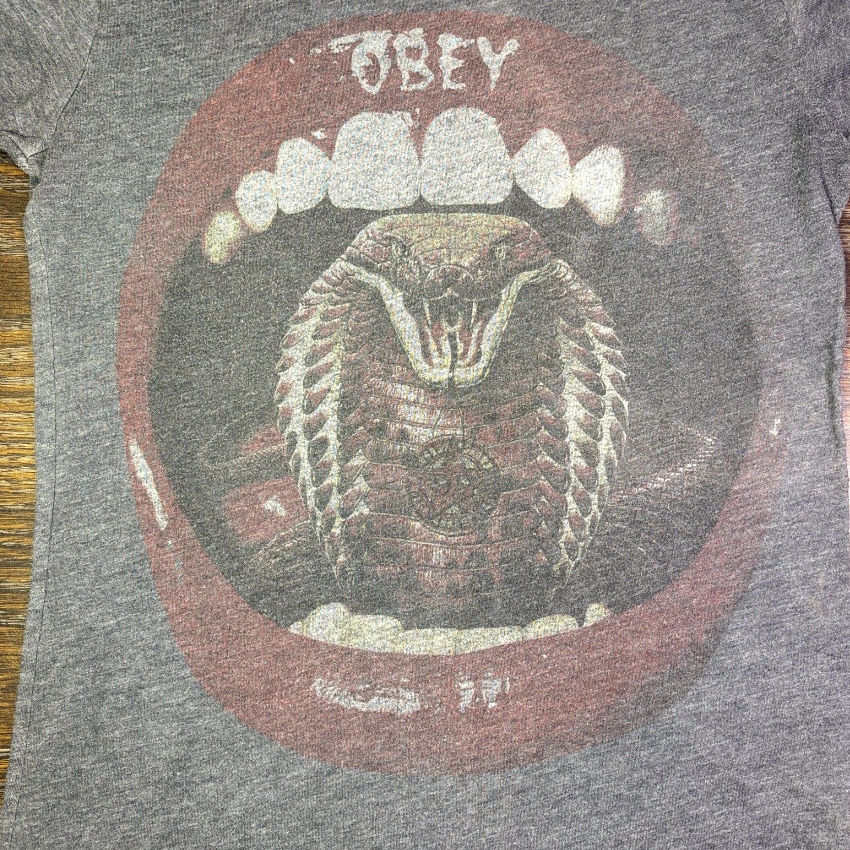 Obey VINTAGE Obey T Shirt Womens Medium Gray Cobra Open Mouth Casual Made in USA 90s Size M / US 6-8 / IT 42-44 - 3 Thumbnail