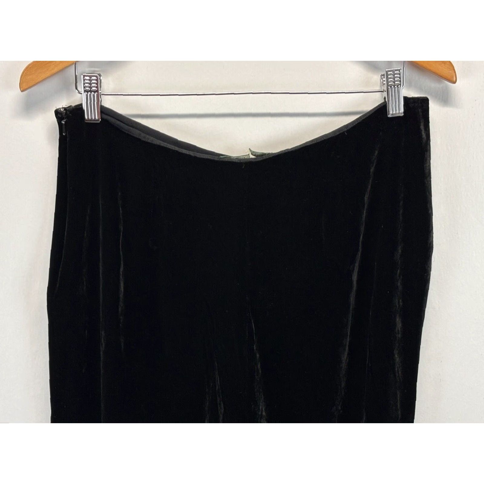 Ralph Lauren VINTAGE Women’s Lauren Ralph Lauren Velvet Pants Trousers Sz 10 Black Lined Dress Pants Silk Blend Velvet Size 32" / US 10 / IT 46 - 4 Thumbnail