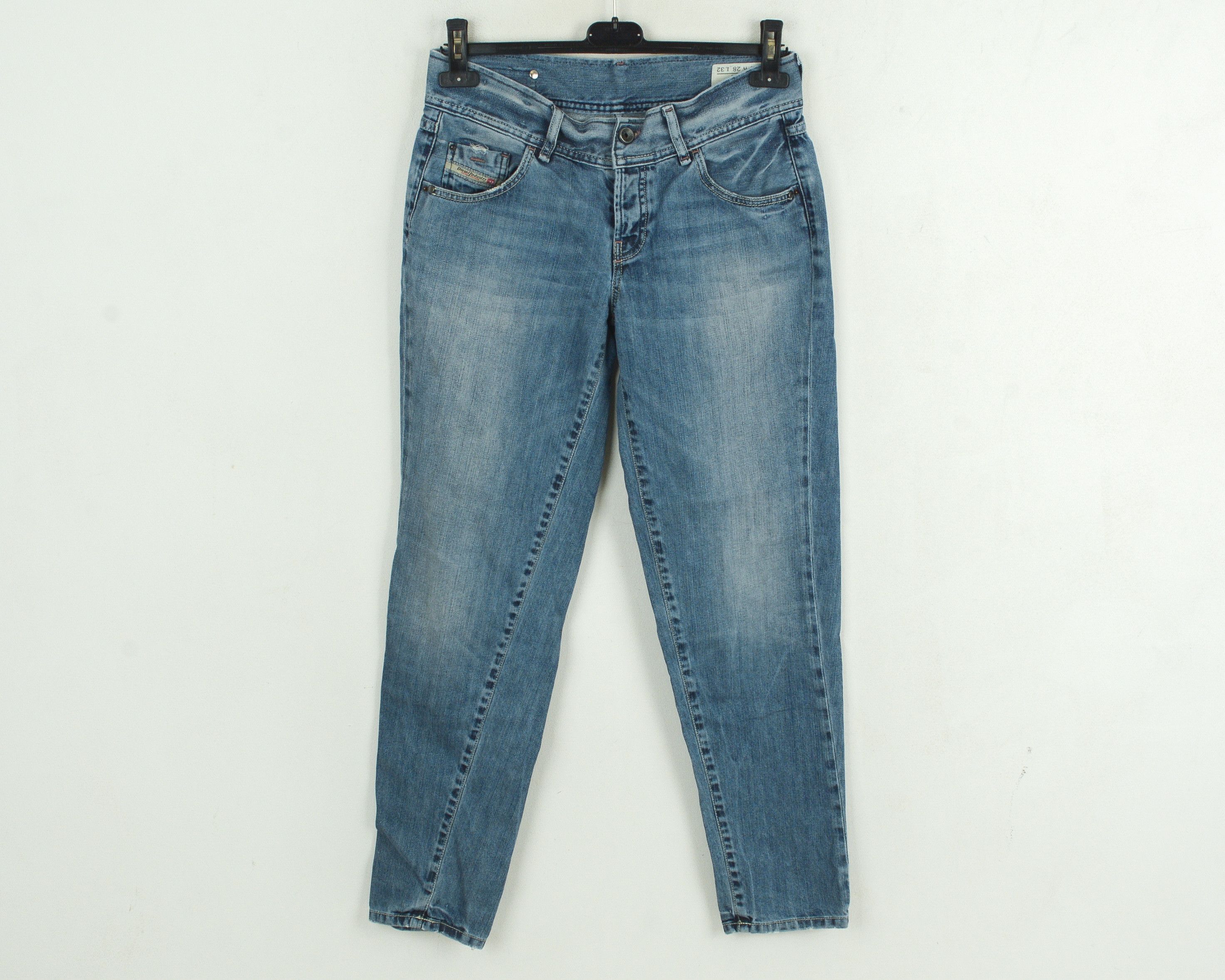 Diesel Klune Women W28 L32 Slim Fit Tapered Jeans Trousers Mid Rise Size 28" / US 6 / IT 42 - 1 Thumbnail