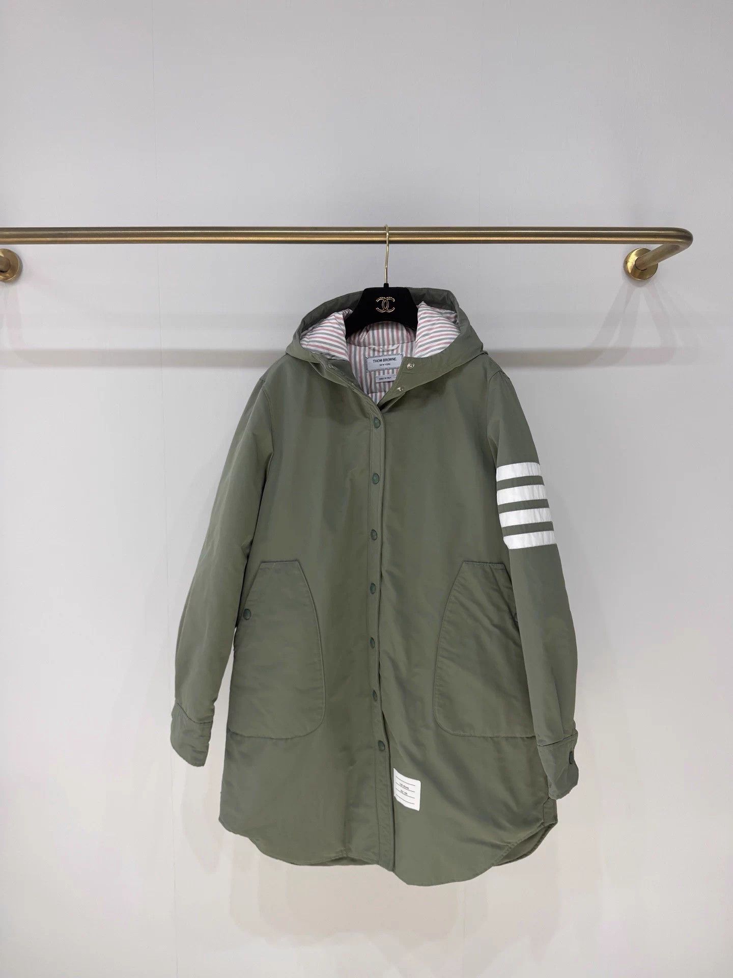Thom Browne Thom Browne Grey Sage Down Jacket 42 Size M / US 6-8 / IT 42-44 - 1 Thumbnail