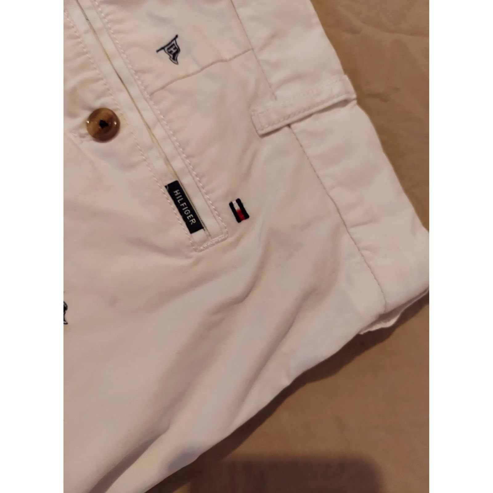 Tommy Hilfiger Tommy Hilfiger Shorts Chino White Cotton Flat Front 42 Regular Mens Shorts Size US 42 / EU 58 - 2 Thumbnail