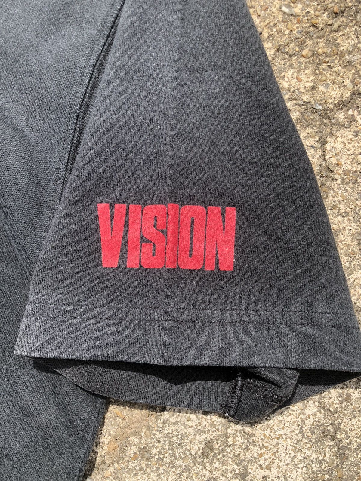 Vision Streetwear Vintage Sunfaded Y2K Vision Street Wear Logo Tee Size US M / EU 48-50 / 2 - 6 Thumbnail