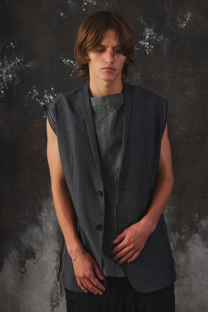 Dior Dior Homme Wool Mohair Sleeveless Tailored Vest Size US S / EU 44-46 / 1 - 5 Thumbnail