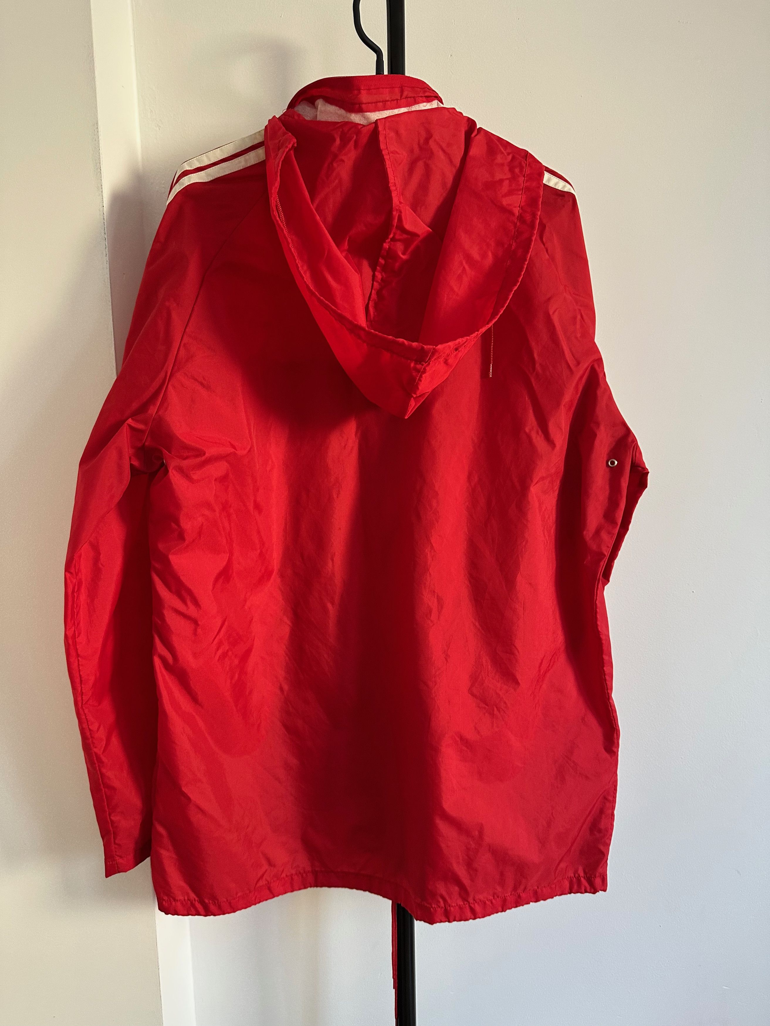 Adidas 80's Adidas rain jacket vintage red hooded Size US L / EU 52-54 / 3 - 11 Thumbnail