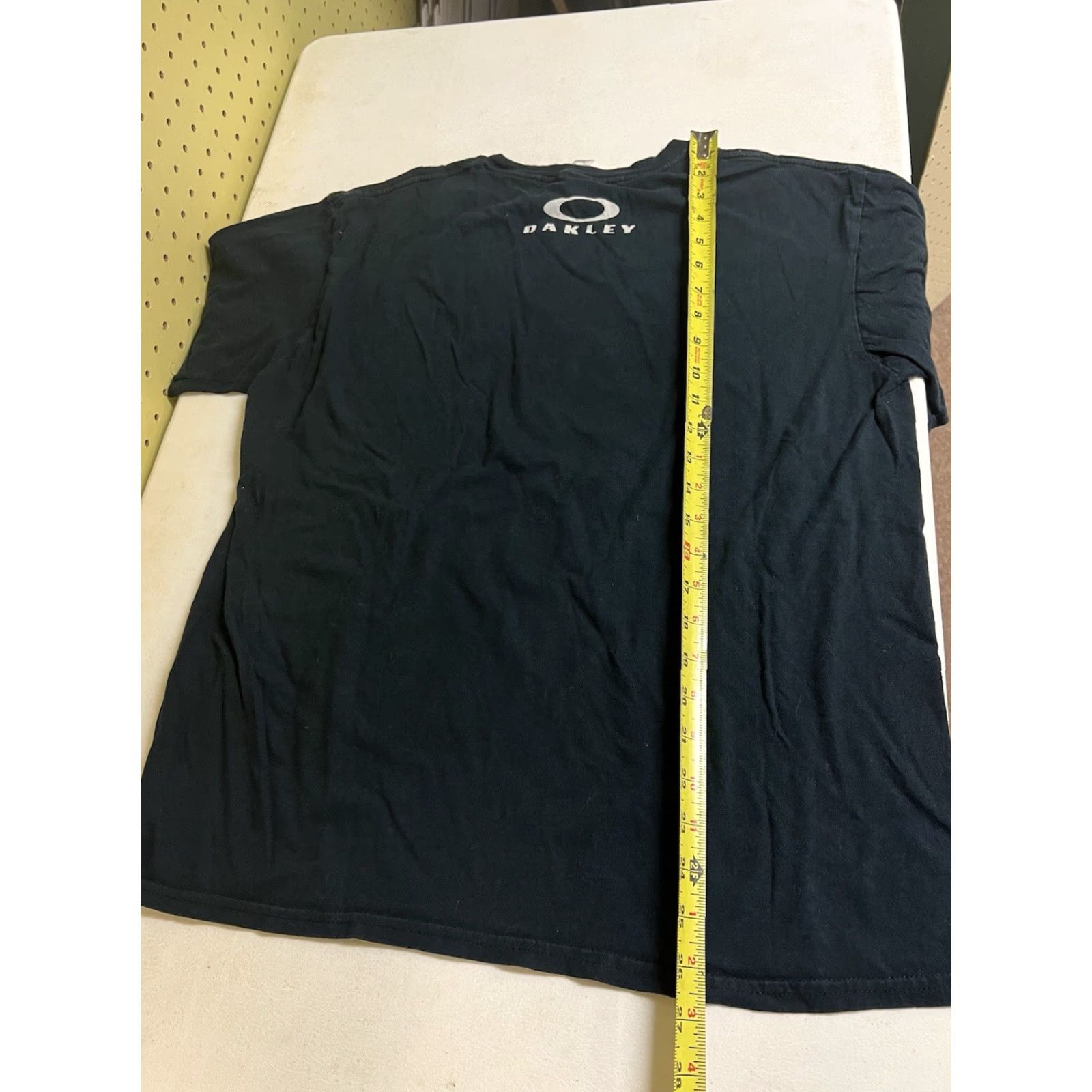 Gildan Gildan Shirt Graphic Tee Black Short Sleeve Mens Large L Crew Neck Cotton Vintage: No (Oops) Size US L / EU 52-54 / 3 - 6 Thumbnail