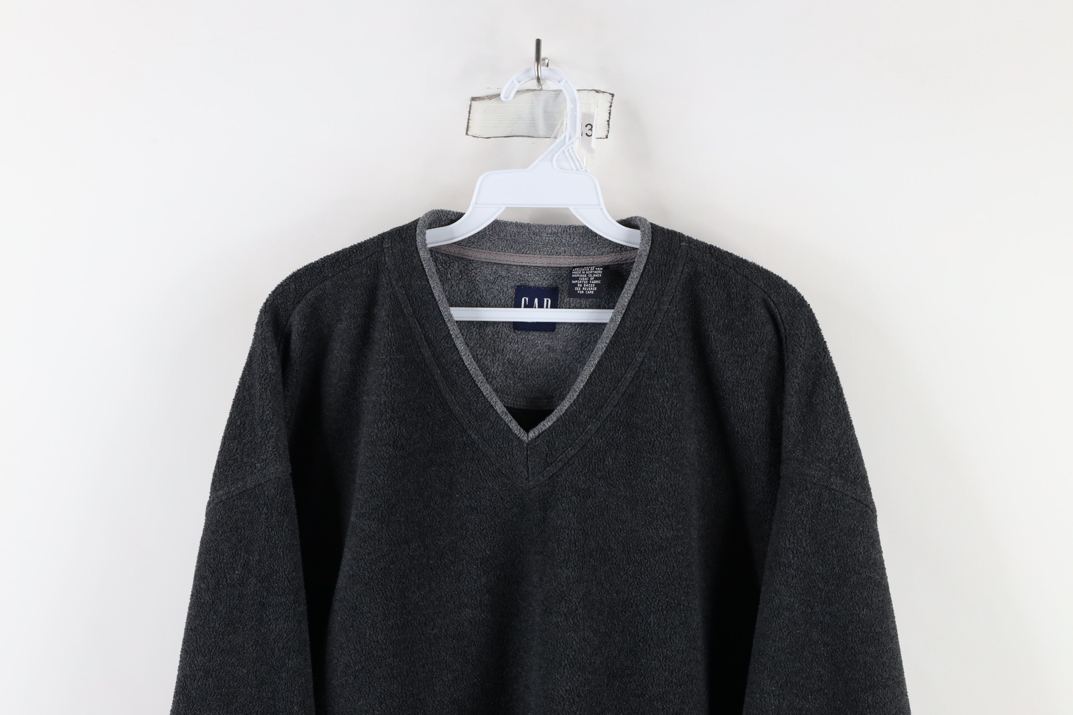 Gap × Vintage Vintage 90s Gap V-Neck Fleece Pullover Sweater Gray USA Size US XXL / EU 58 / 5 - 2 Thumbnail