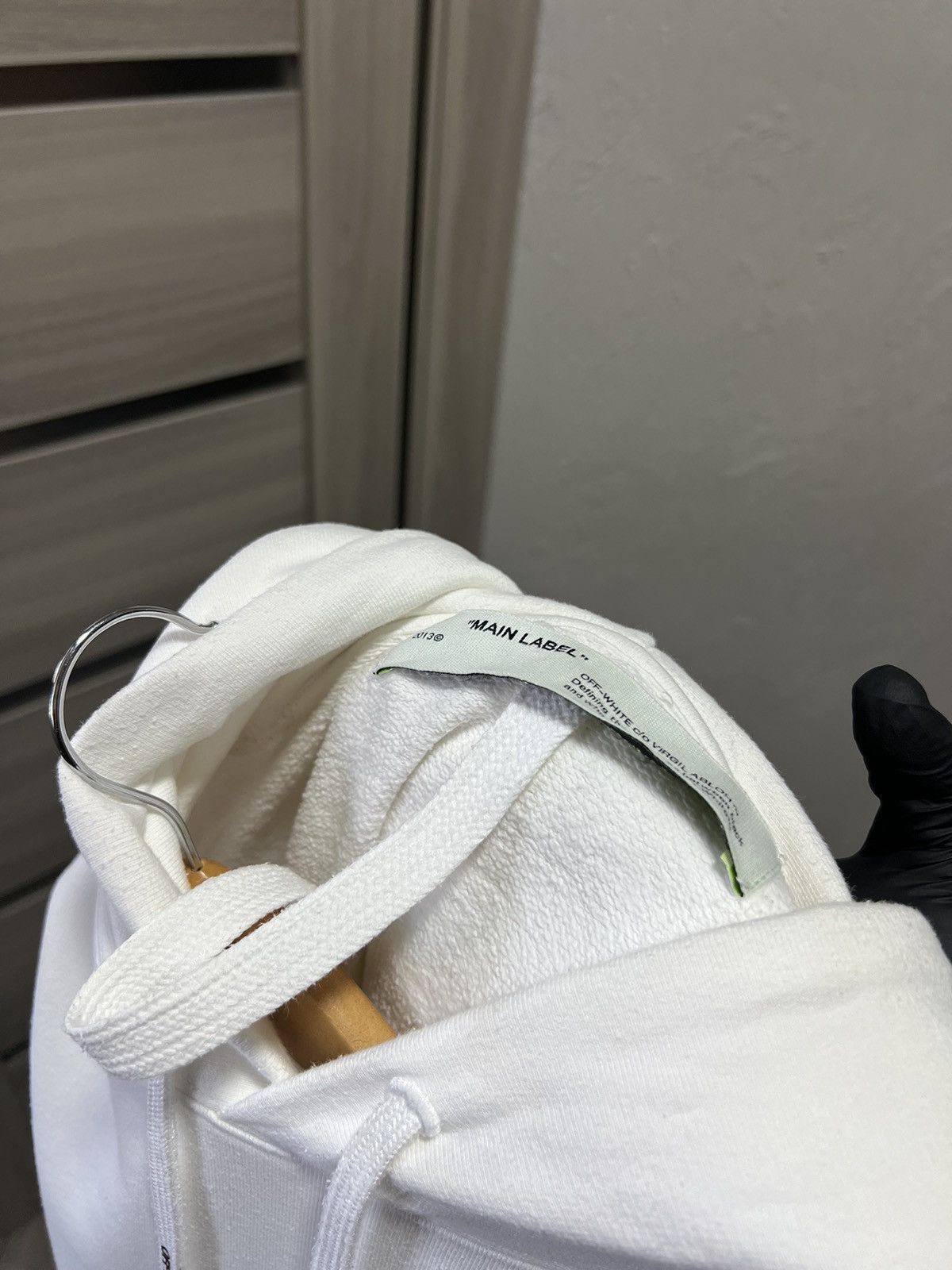 Off-White Off White Hoodie Rare Laxury Size US M / EU 48-50 / 2 - 23 Thumbnail