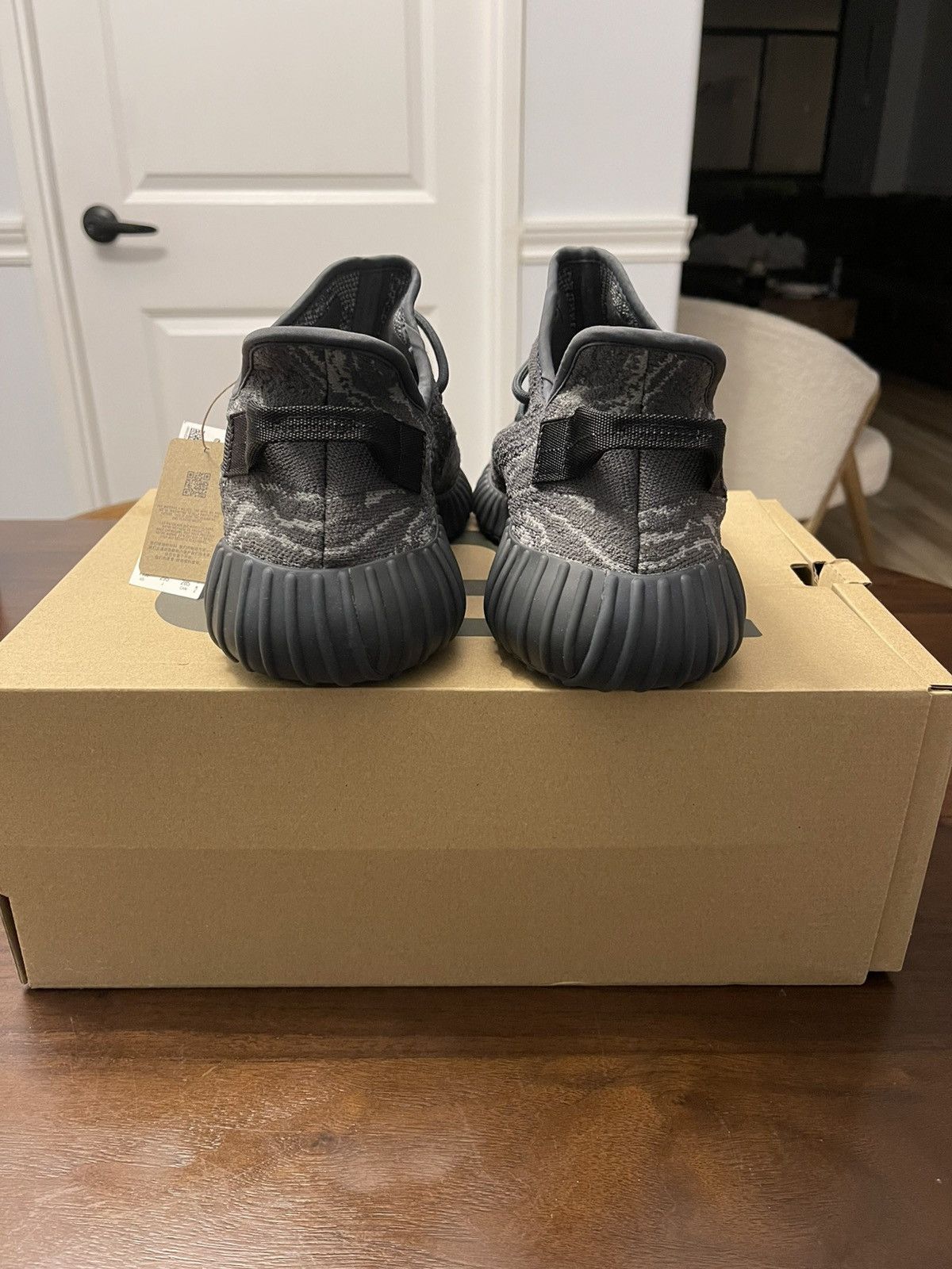 Yeezy Adidas Yeezy Boost 350 V2 “MX Dark Salt” Size 11.5 New Size US 11.5 / EU 44-45 - 4 Thumbnail