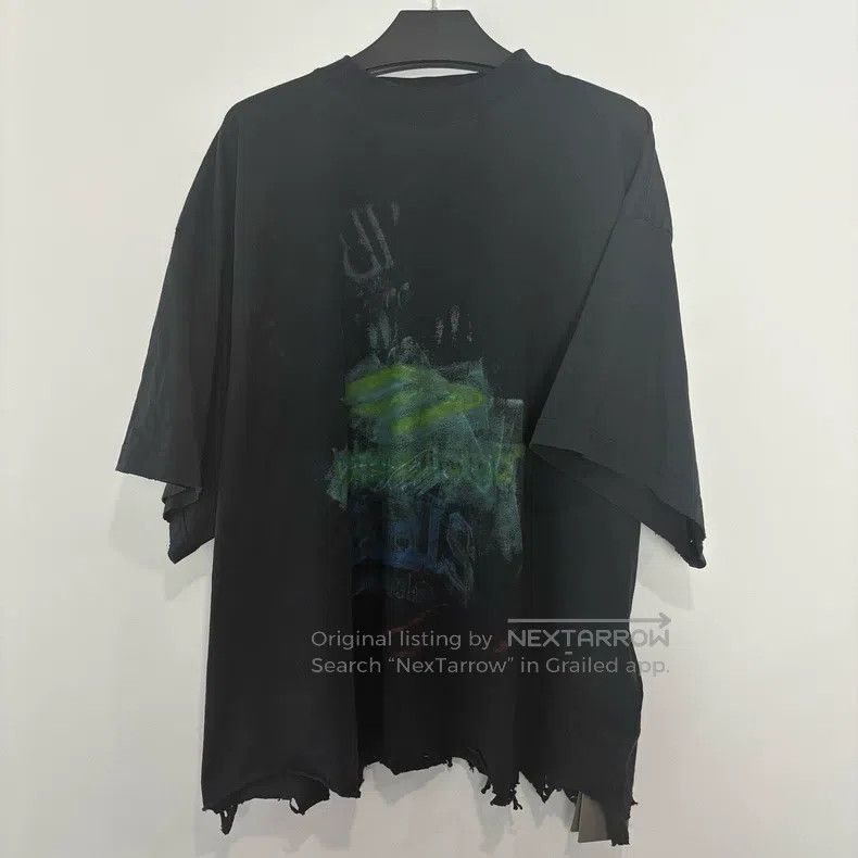 Balenciaga Balenciaga Washed-out distressed hem destroyed short sleev Size US L / EU 52-54 / 3 - 1 Thumbnail