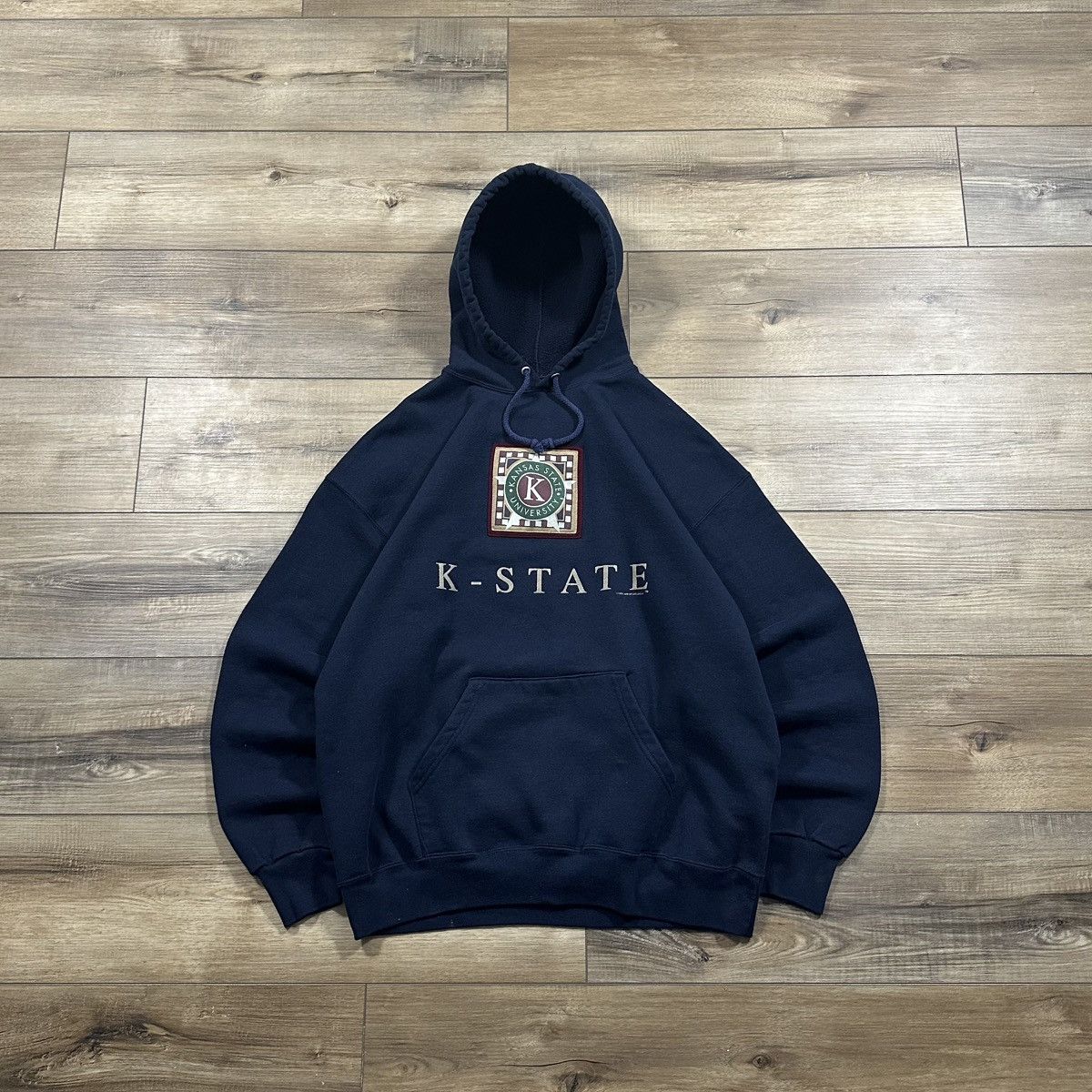 Other Vintage 1993 J&M Sportswear Kansas State Pullover Hoodie Size US XL / EU 56 / 4 - 1 Thumbnail