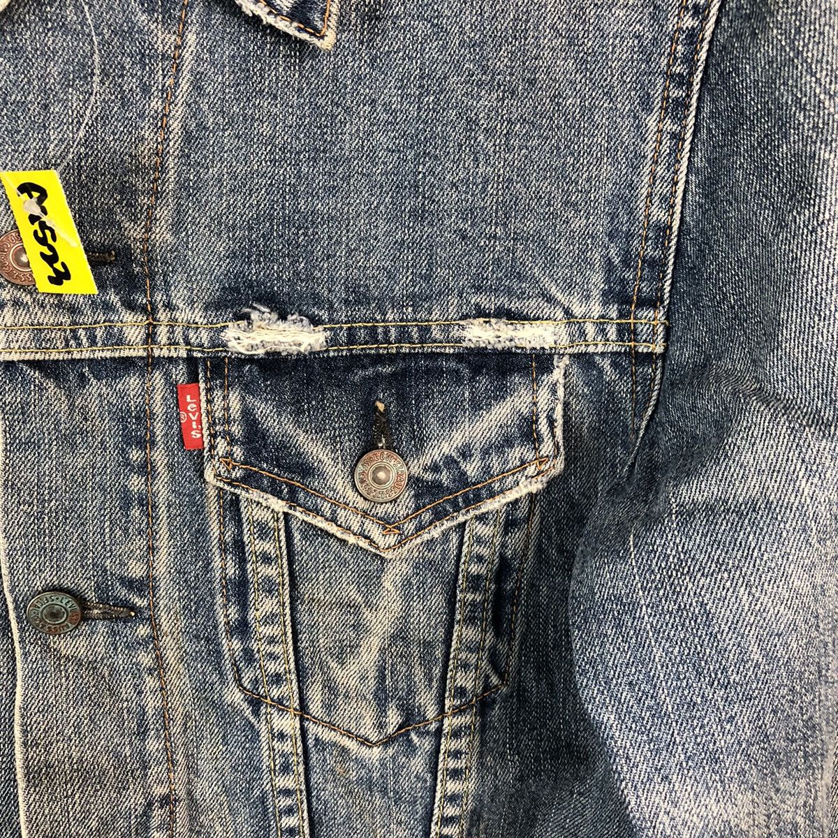 Levi's Levis ripped distressed vintage Blue Denim Jacket #A1523 Size US M / EU 48-50 / 2 - 10 Thumbnail