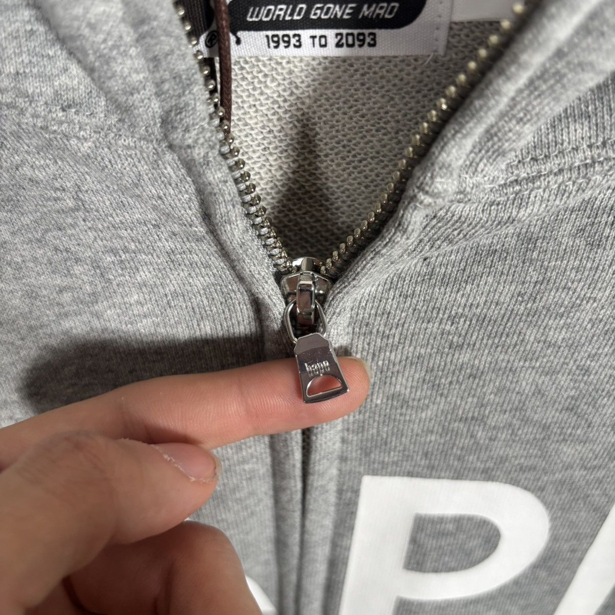 Bape Bape "Bape" Full Zip Hoodie Grey NWT Size L Size US L / EU 52-54 / 3 - 3 Thumbnail