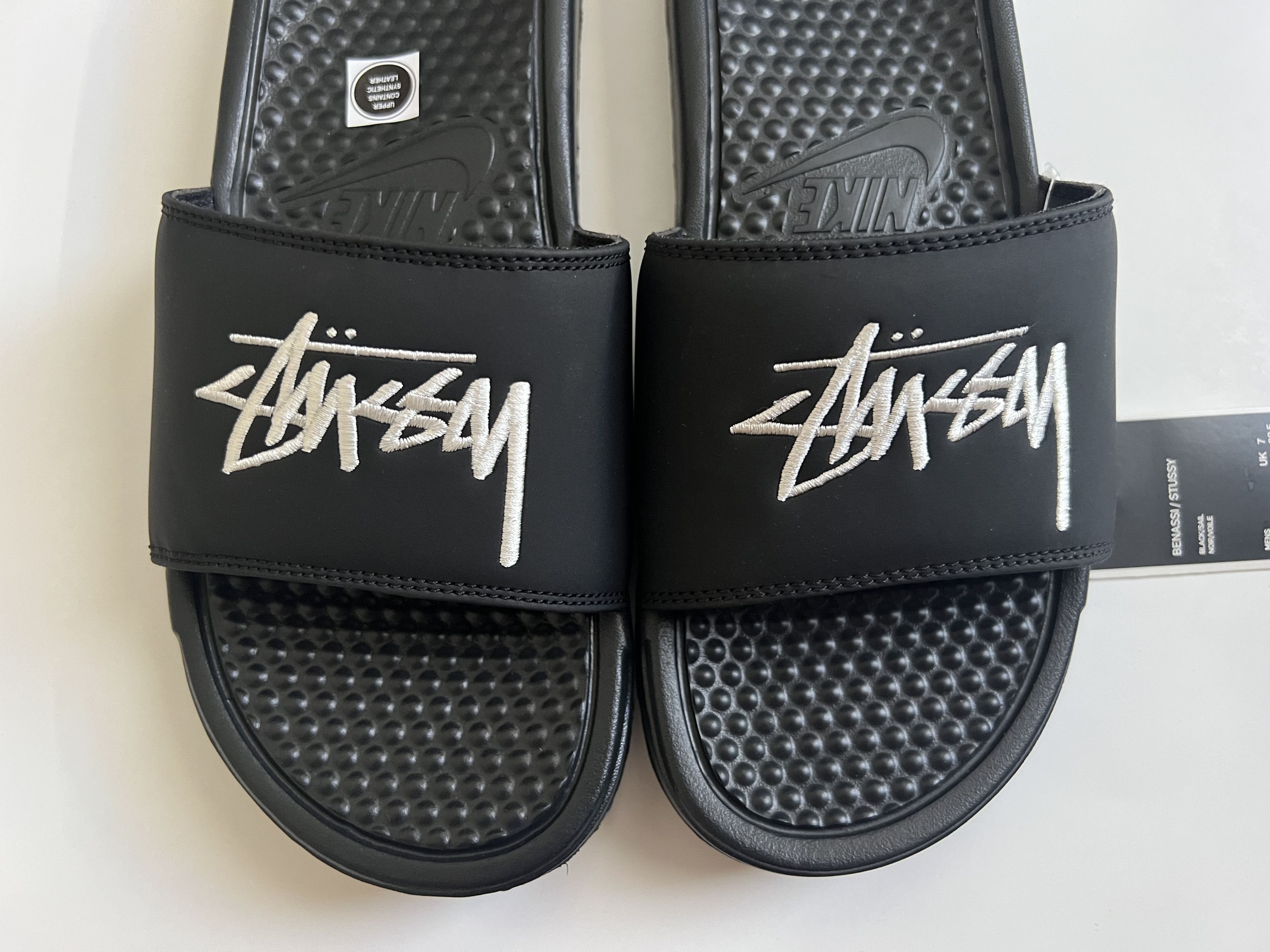 Nike × Stussy Size 8 - Nike x Stüssy Benassi Slide Black Suede Rubber(NEW) Size US 8 / EU 41 - 4 Thumbnail