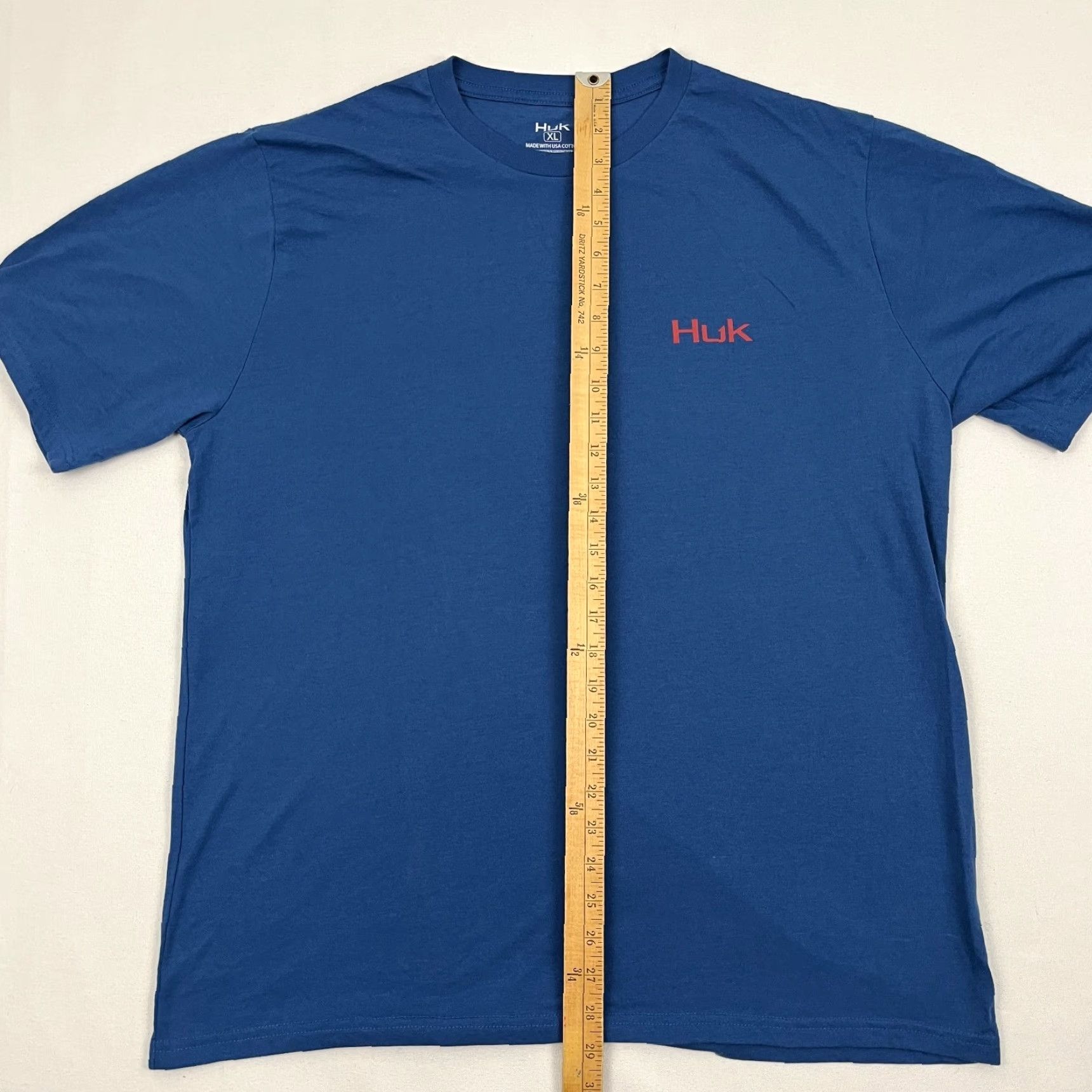 Vintage HUK Shirt Mens XL X-Large Red White Blue Fish Fishing Graphic Crewneck Stretch T-Shirt Short Sleeve Outdoors Logo Classic Size US XL / EU 56 / 4 - 6 Thumbnail