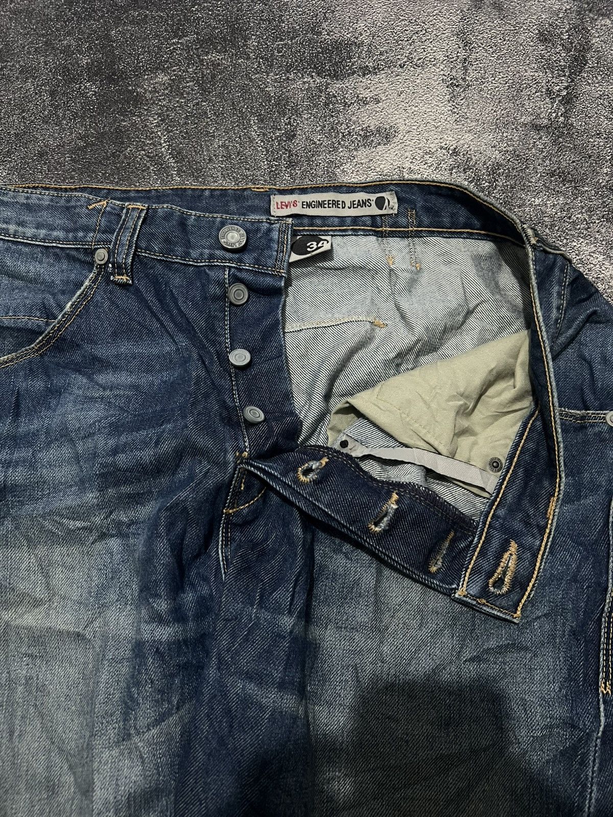 Levi's Vintage Clothing Levis Engineered Belt Buckle Back Jeans Size US 34 / EU 50 - 8 Thumbnail