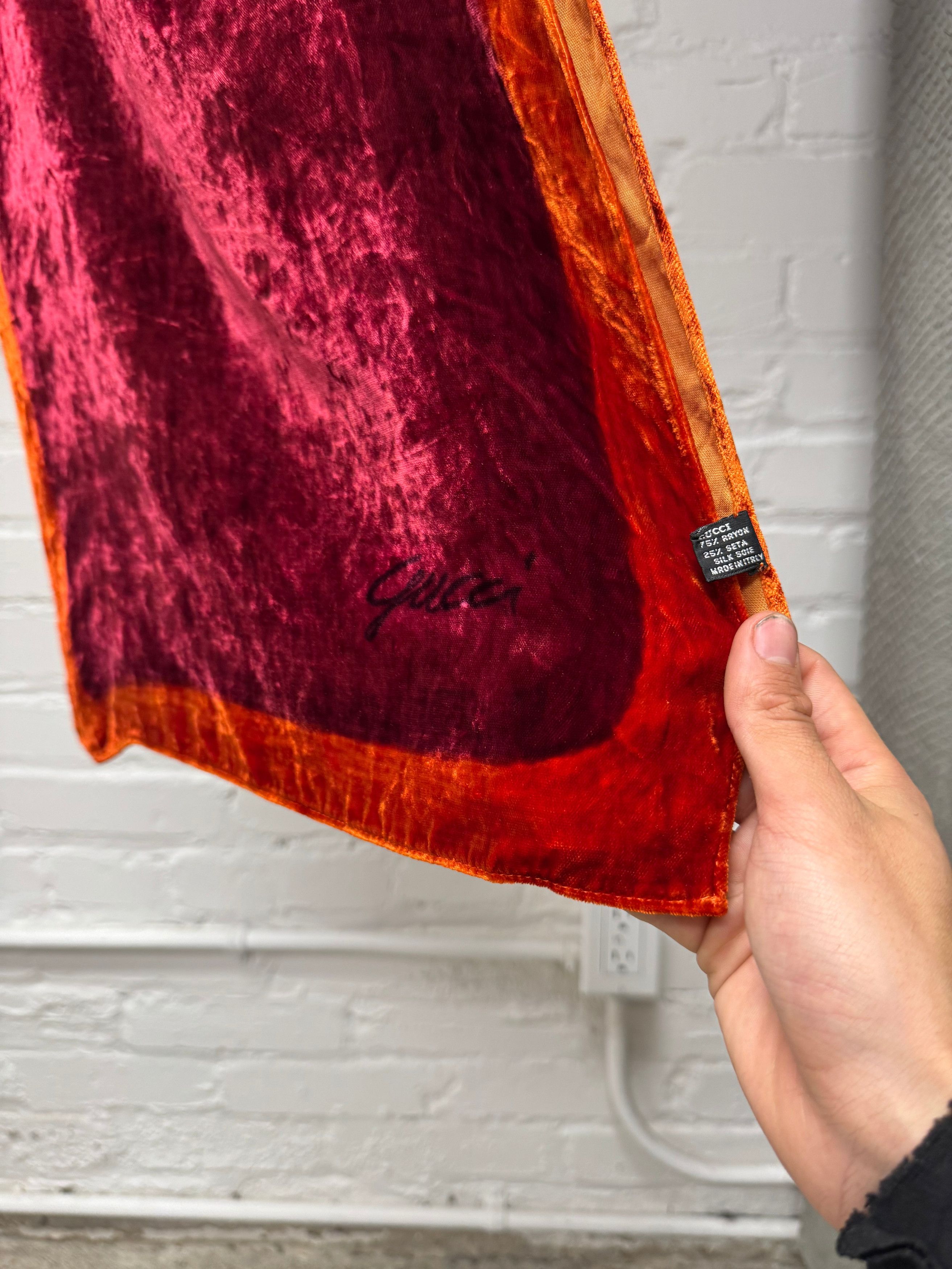 Gucci Vintage Gucci by Tom Ford ‘Burnt Red’ Velvet/Silk Scarf Size ONE SIZE - 3 Thumbnail