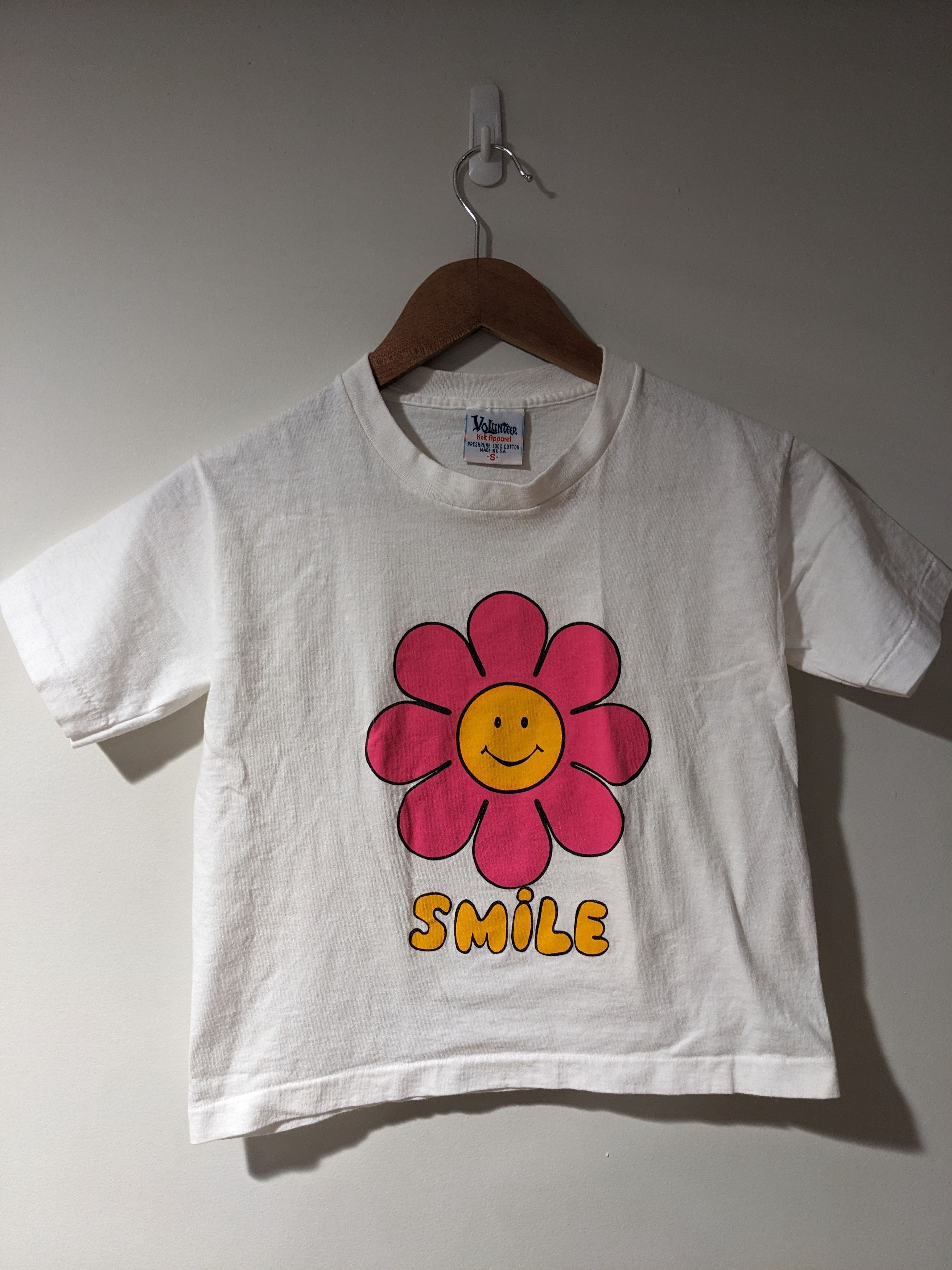 Vintage Vintage 90s Smile Flower Daisy Kids Small White T-Shirt Size US S / EU 44-46 / 1 - 1 Thumbnail