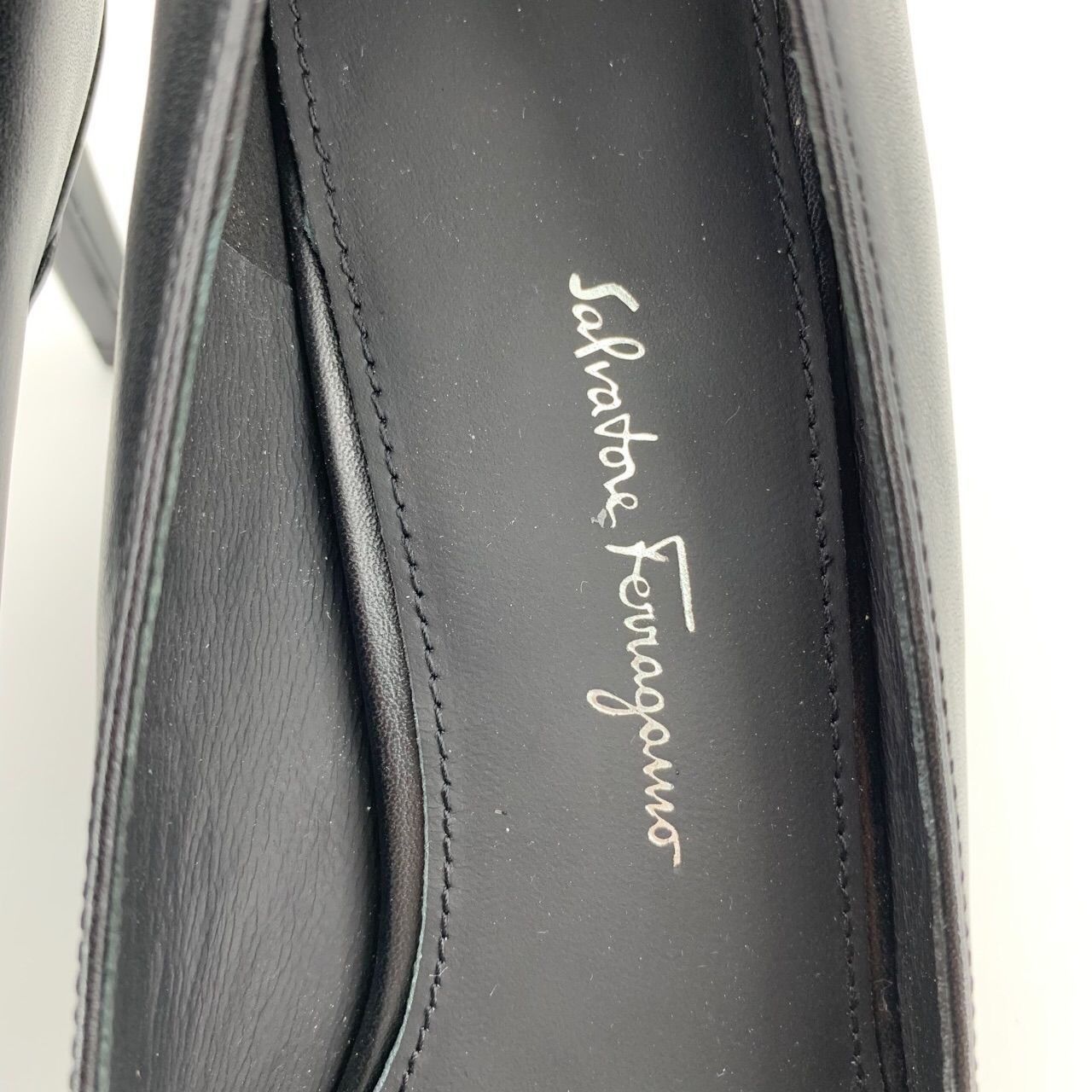 Salvatore Ferragamo Salvatore Ferragamo Black Leather Heels With Crystal Buckle Size US 7 / IT 37 - 8 Thumbnail