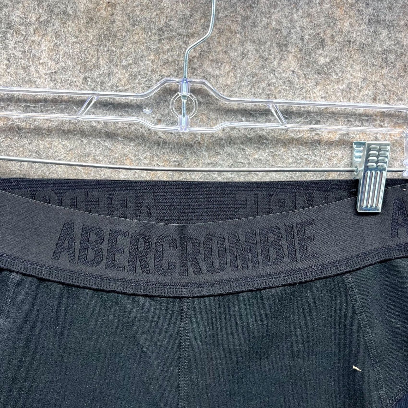 Abercrombie & Fitch VINTAGE Abercrombie & Fitch Pants Womens Small Black Leggings Athletic Cropped Gym Yoga Size 28" / US 6 / IT 42 - 4 Thumbnail