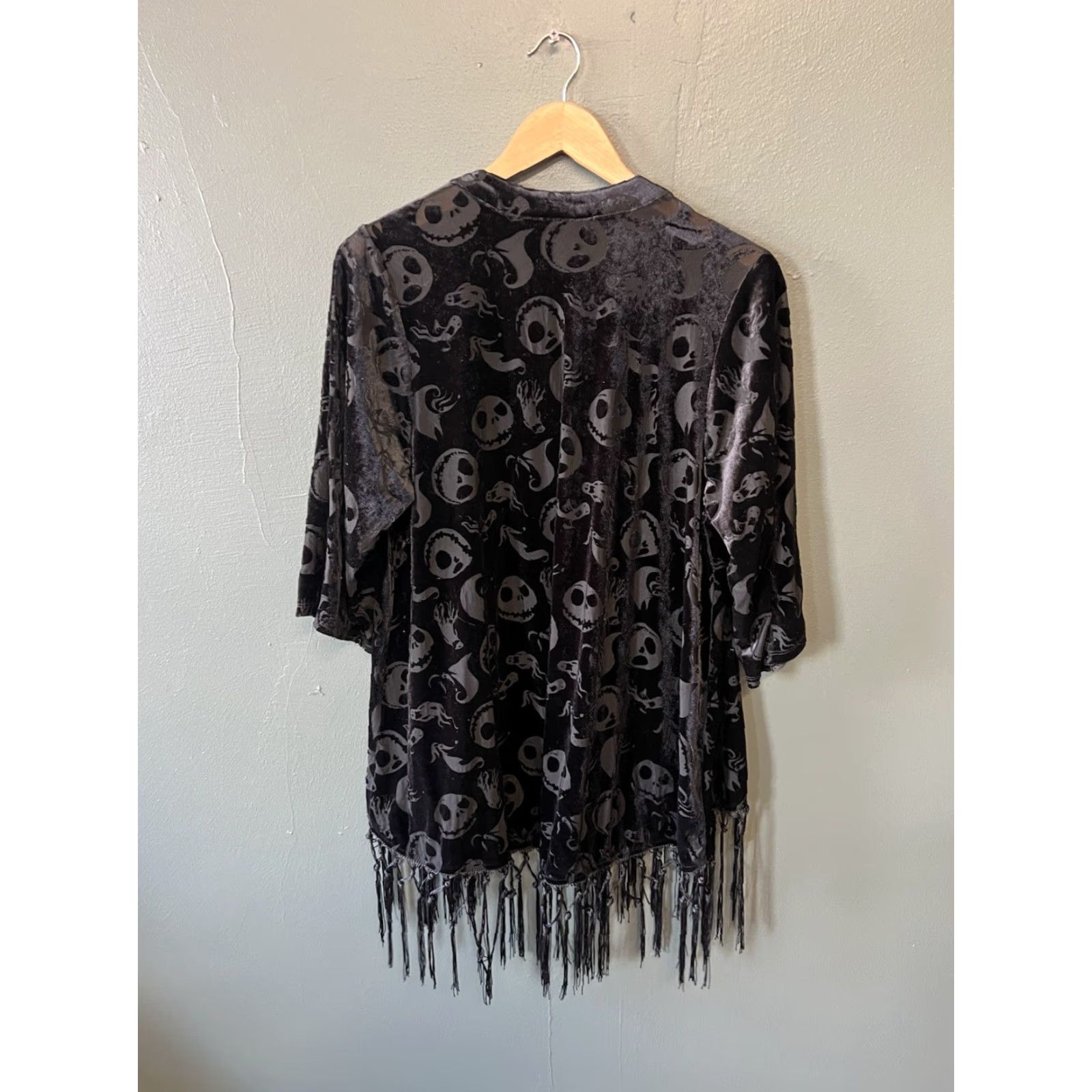 Disney VINTAGE Nightmare Before Christmas Womens Black Velour Open Front Cardigan Size Small Size S / US 4 / IT 40 - 2 Thumbnail