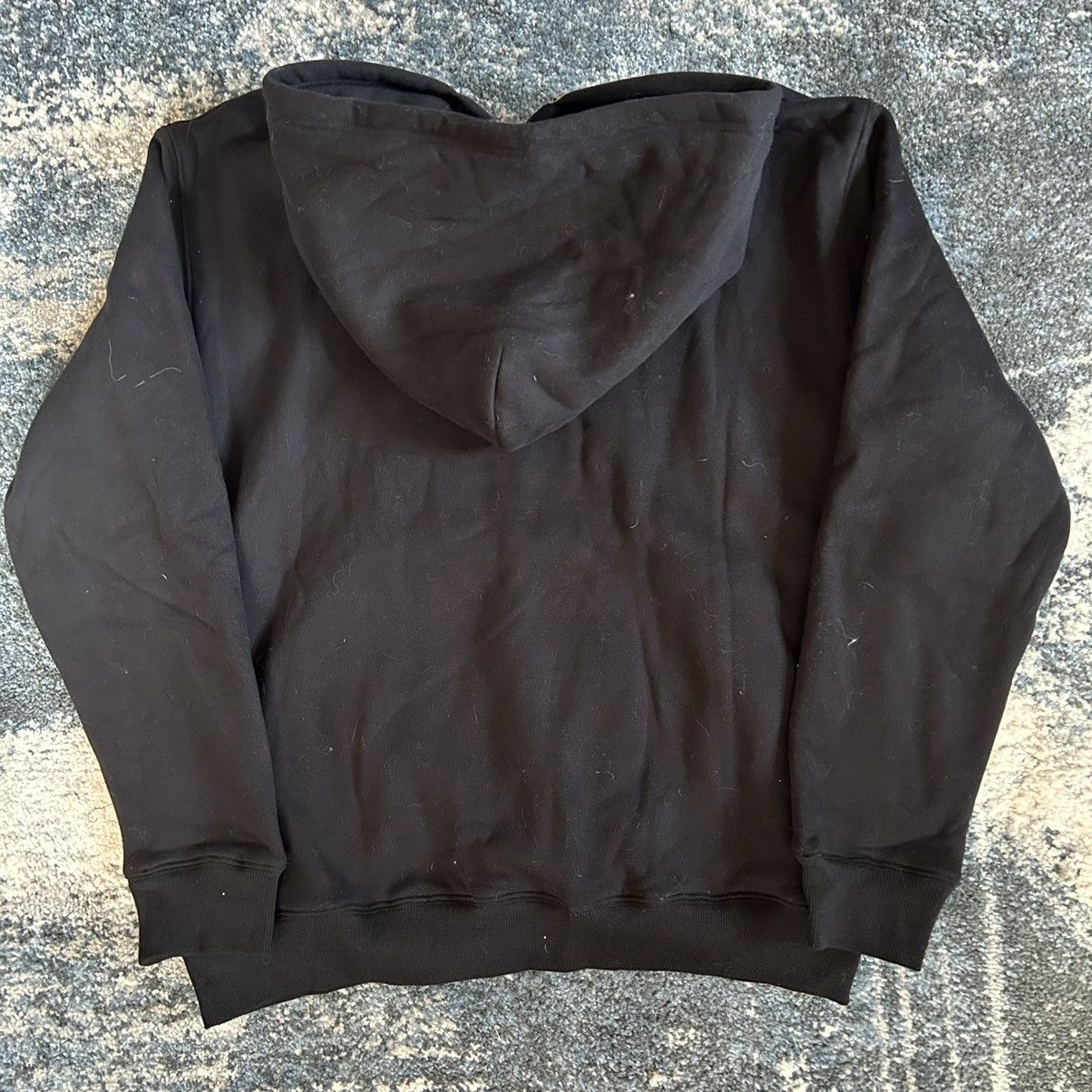 Reckless Scholars WORKiNG ON DYiNG COZY HEAVYWEiGHT FLEECE PUFF PRiNT HOODiE Size US XL / EU 56 / 4 - 2 Thumbnail