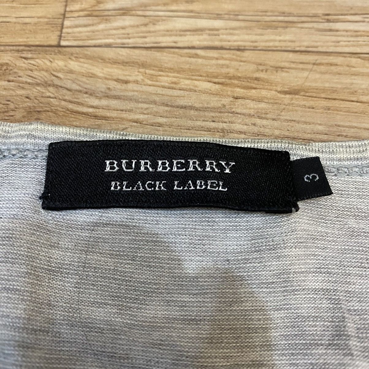 Burberry Vintage 1990s Burberry Black Label Half Button Long Sleeve Size US L / EU 52-54 / 3 - 9 Thumbnail