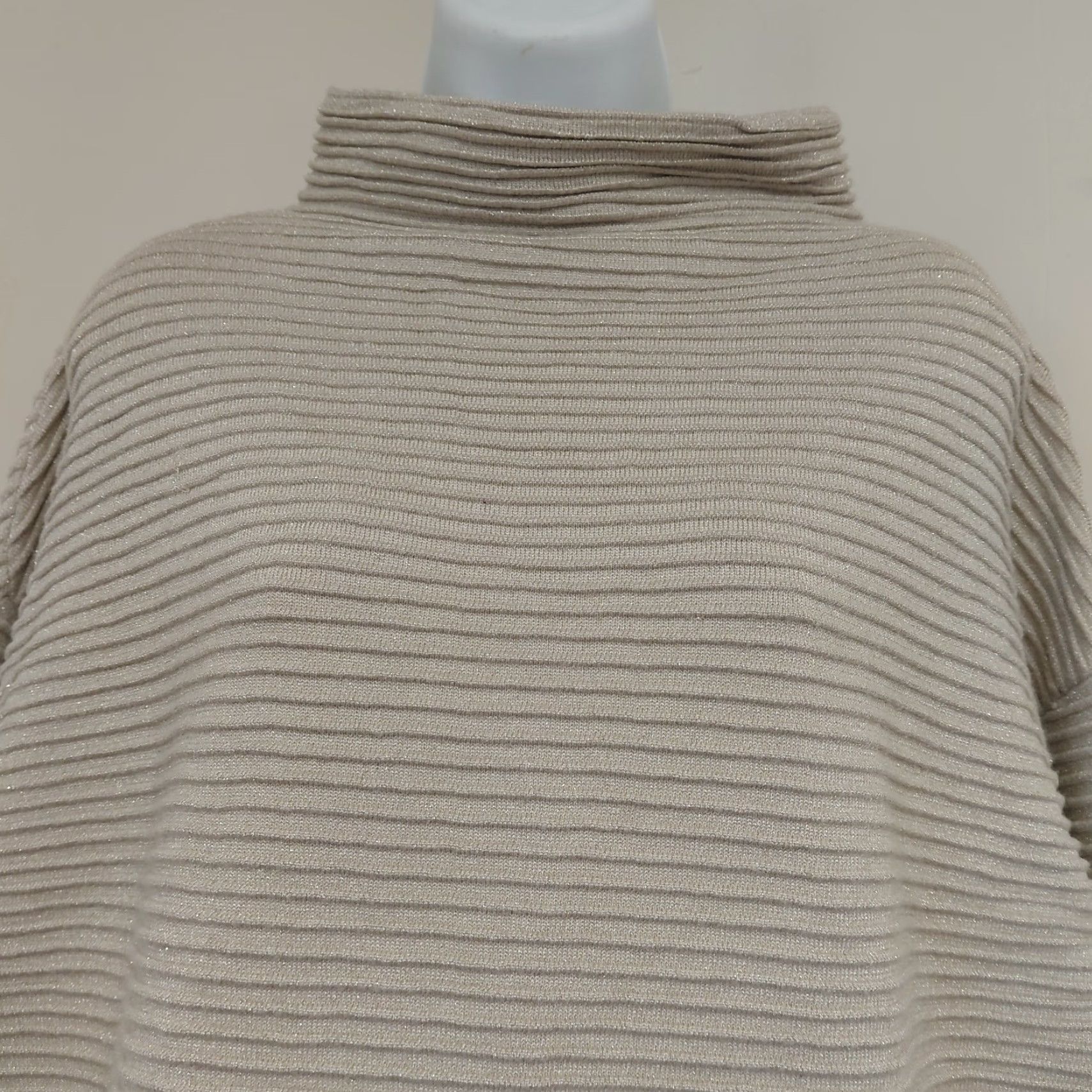 Vintage Tahari Sweater Womens Large Beige Metallic Gold Ribbed Mock Neck Long Sleeve Knit Pullover Size L / US 10 / IT 46 - 6 Thumbnail