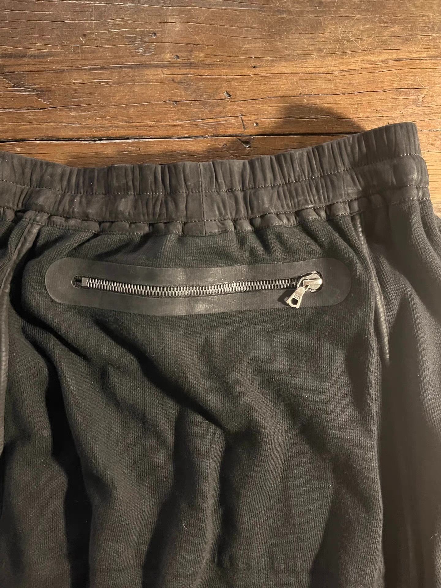 Isaac Sellam Experience Isaac Sellam 17SS Black Paneled Ruched Casual Pants Ｑ25 Size US 34 / EU 50 - 3 Thumbnail