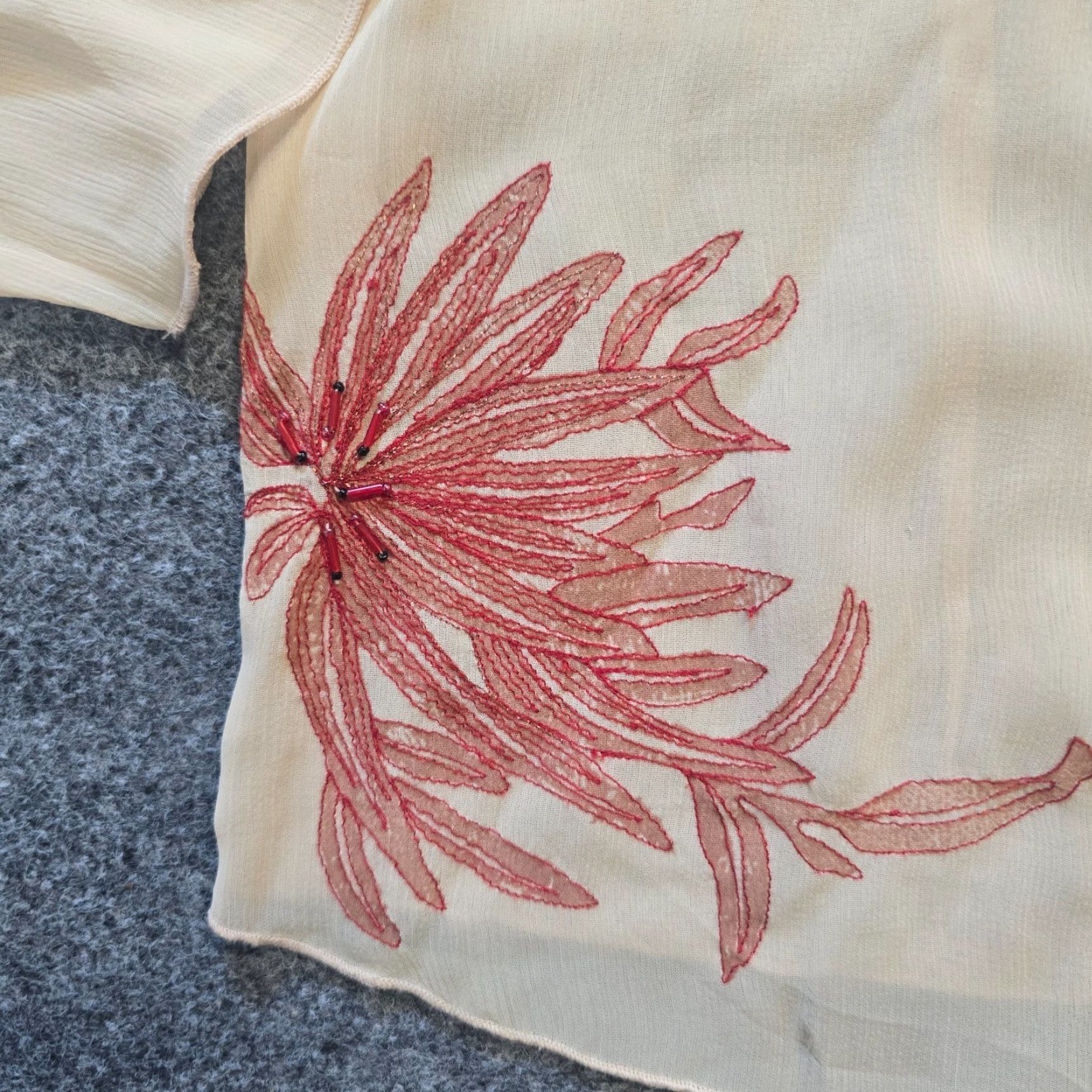 J. Jill VINTAGE J Jill Top Womens Small Beige Embroidered Beaded Sheer Cottage Casual Size S / US 4 / IT 40 - 4 Thumbnail