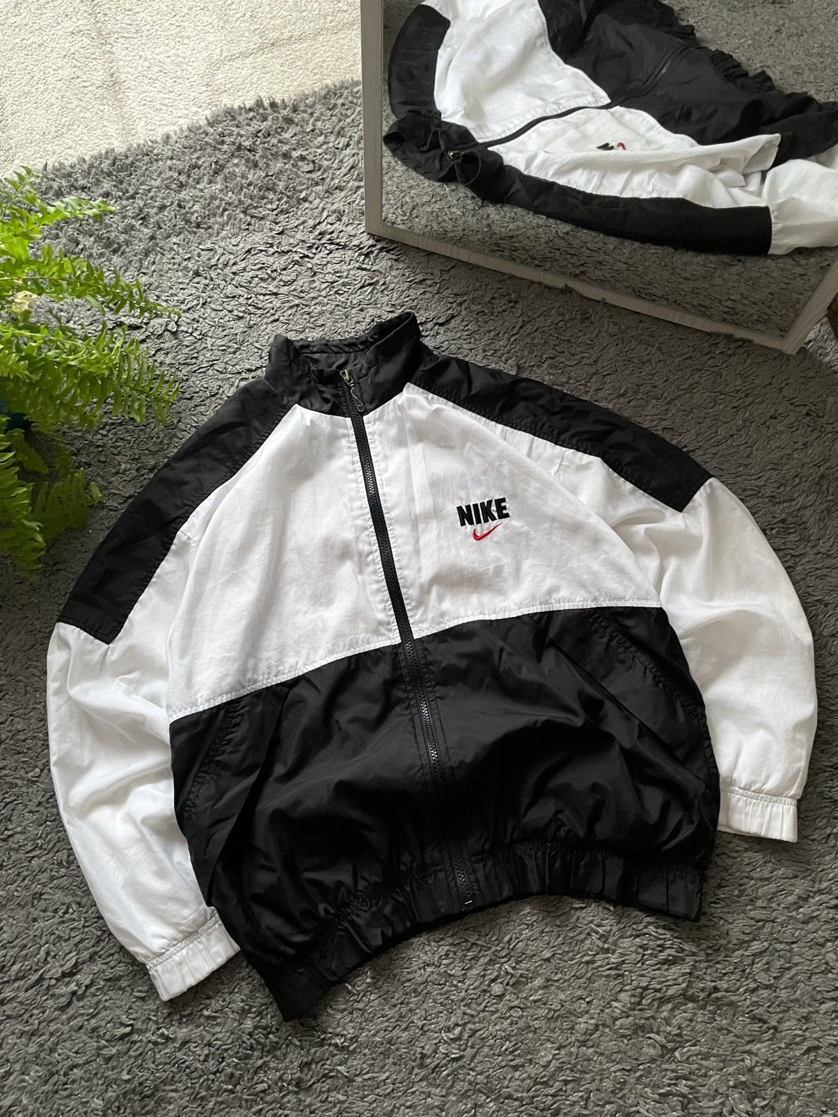 Nike × Vintage 90s Nike Vintage Light Jacket Streetwear Big Logo Swoosh Y2k Size US S / EU 44-46 / 1 - 4 Thumbnail