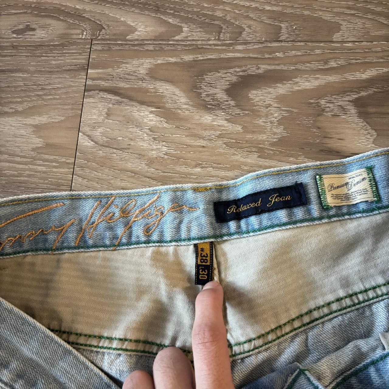 Tommy Hilfiger Crazy Vintage Y2K/2000s Baggy Light Wash Tommy Hilfiger Skater Denim Jeans! 38x30 Size US 38 / EU 54 - 8 Thumbnail