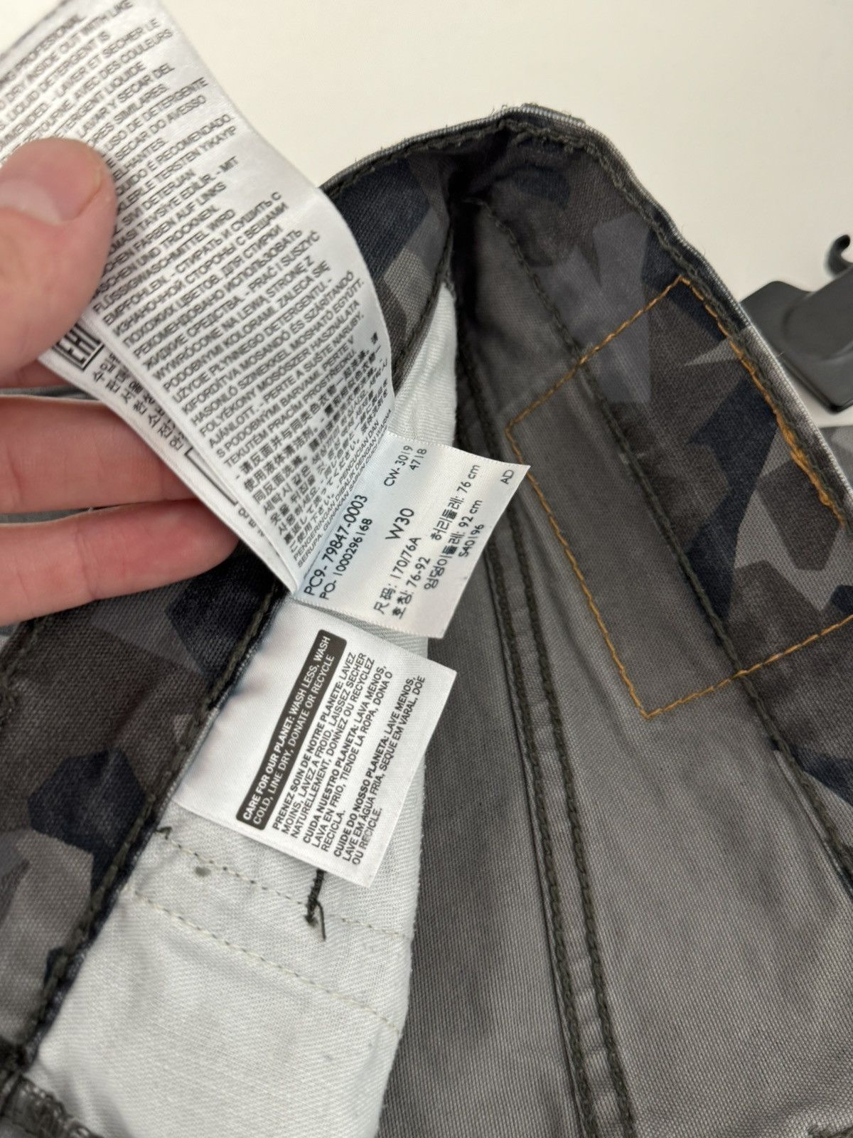 Levi's Levi’s Vintage Pants Camo Y2K styel HI-Ball W/30 Size US 30 / EU 46 - 18 Thumbnail