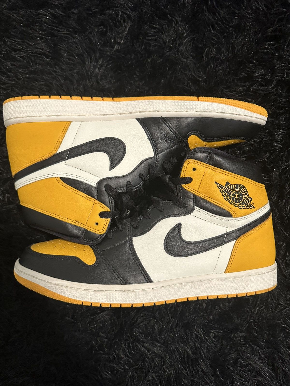 Jordan Brand Nike Air Jordan 1 High Men’s - Taxi Size US 14 / EU 47 - 2 Thumbnail