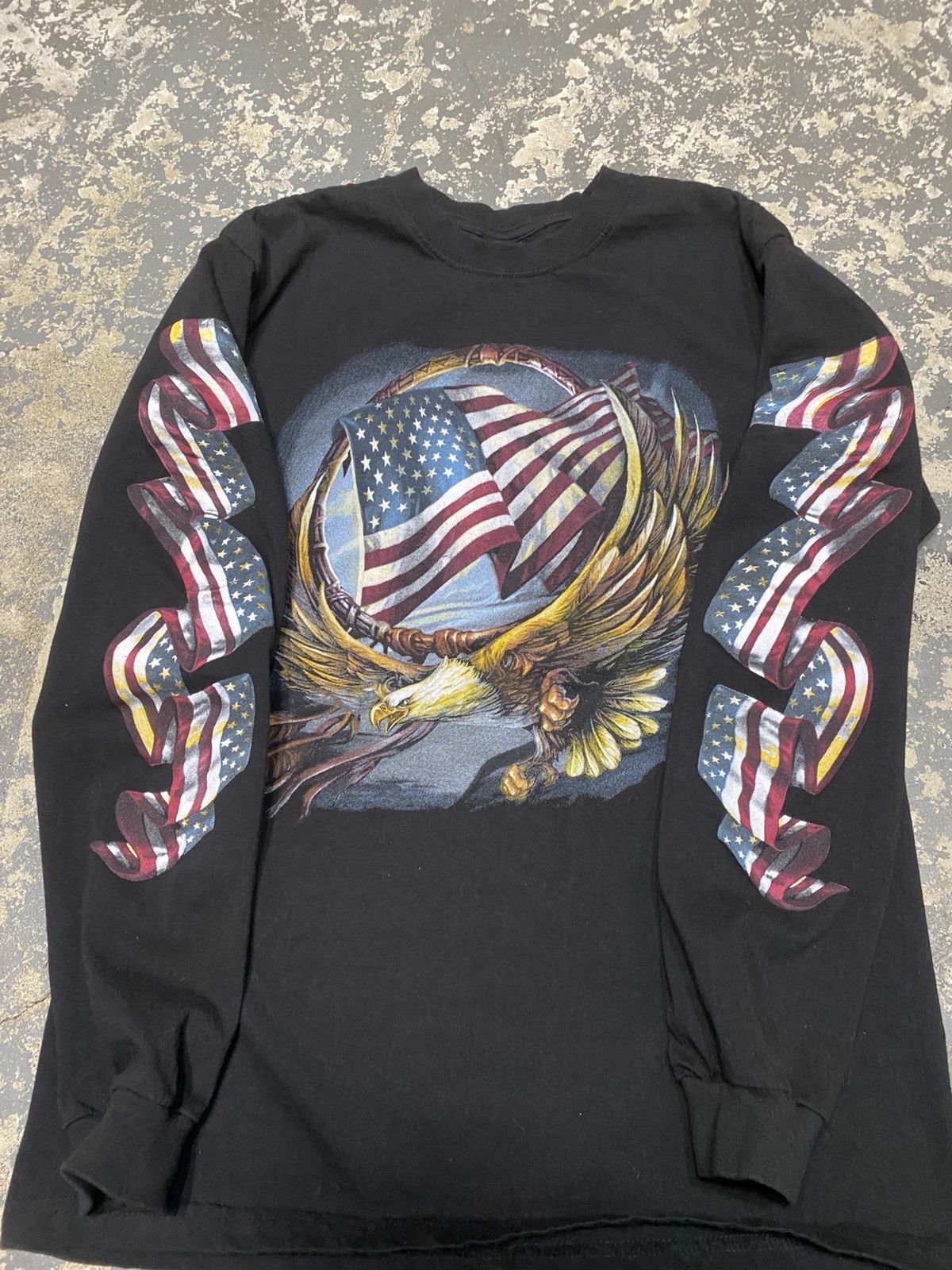 Vintage Vintage Eagle American Flag Long Sleeve Tshirt Size US M / EU 48-50 / 2 - 8 Thumbnail
