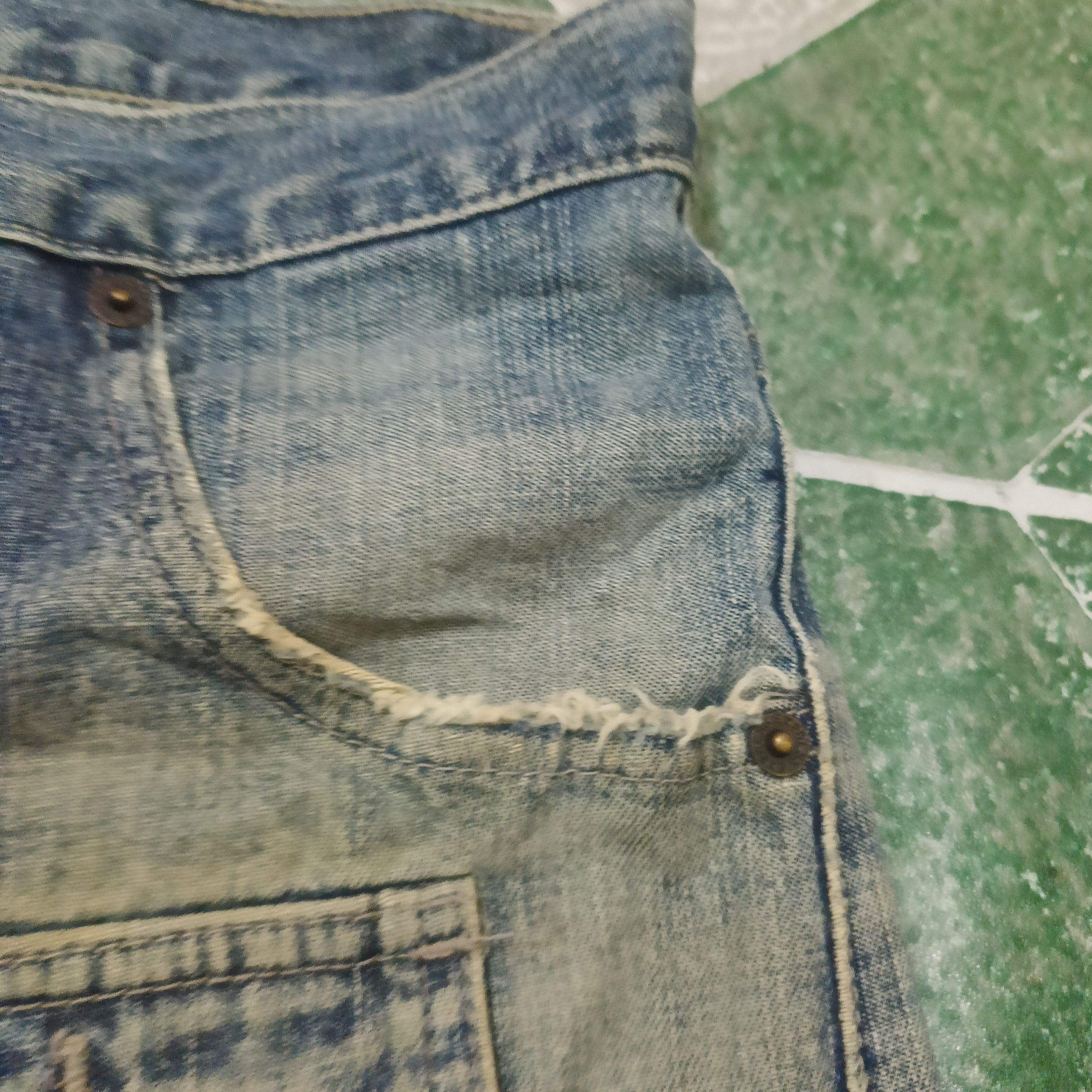 If Six Was Nine Express bush jeans distressed denim Size US 30 / EU 46 - 7 Thumbnail