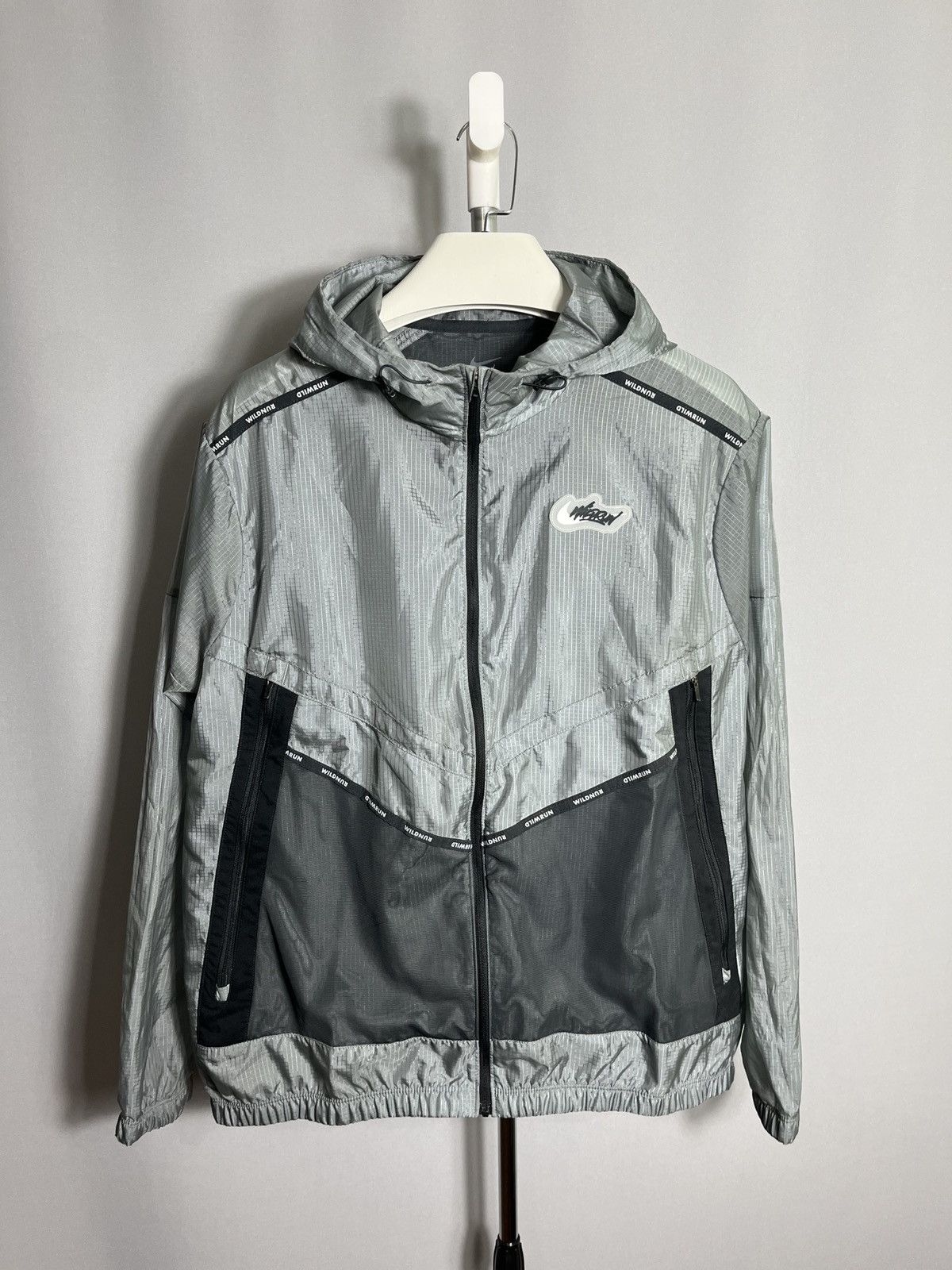 Nike Nike Repel Wild Run Mens Jacket Gray Full Zip Ultralight Size US M / EU 48-50 / 2 - 1 Thumbnail