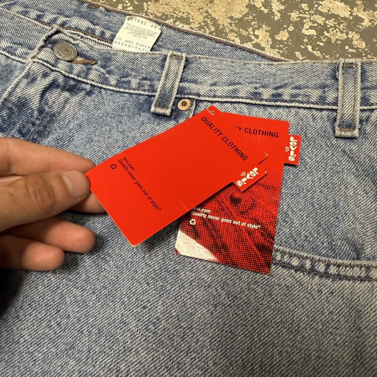 Levi's Vintage Levi’s 569 Loose Baggy Blue Light Wash Denim Jeans Size US 37 - 10 Thumbnail