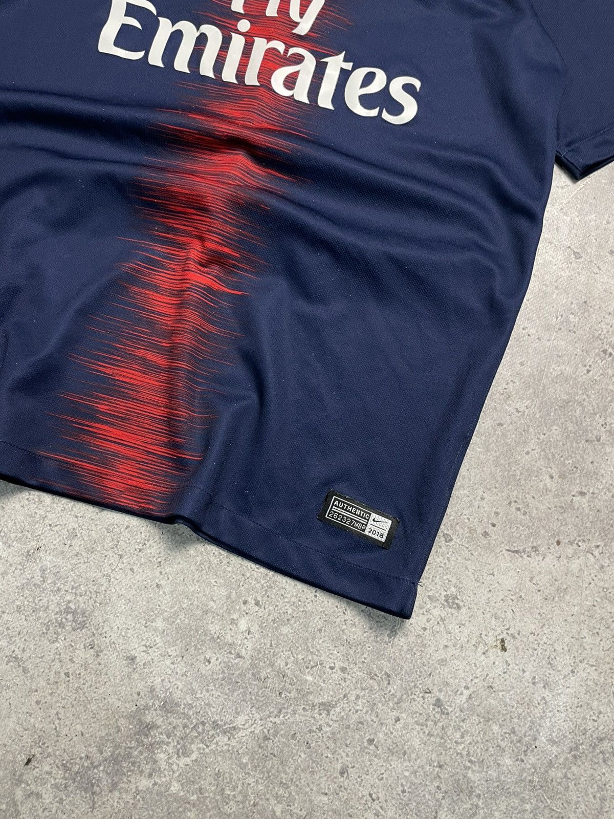 Nike 2018/19 PSG Jersey #7 Mbappe Small Nike Paris Saint Germain Size US XS / EU 42 / 0 - 5 Thumbnail