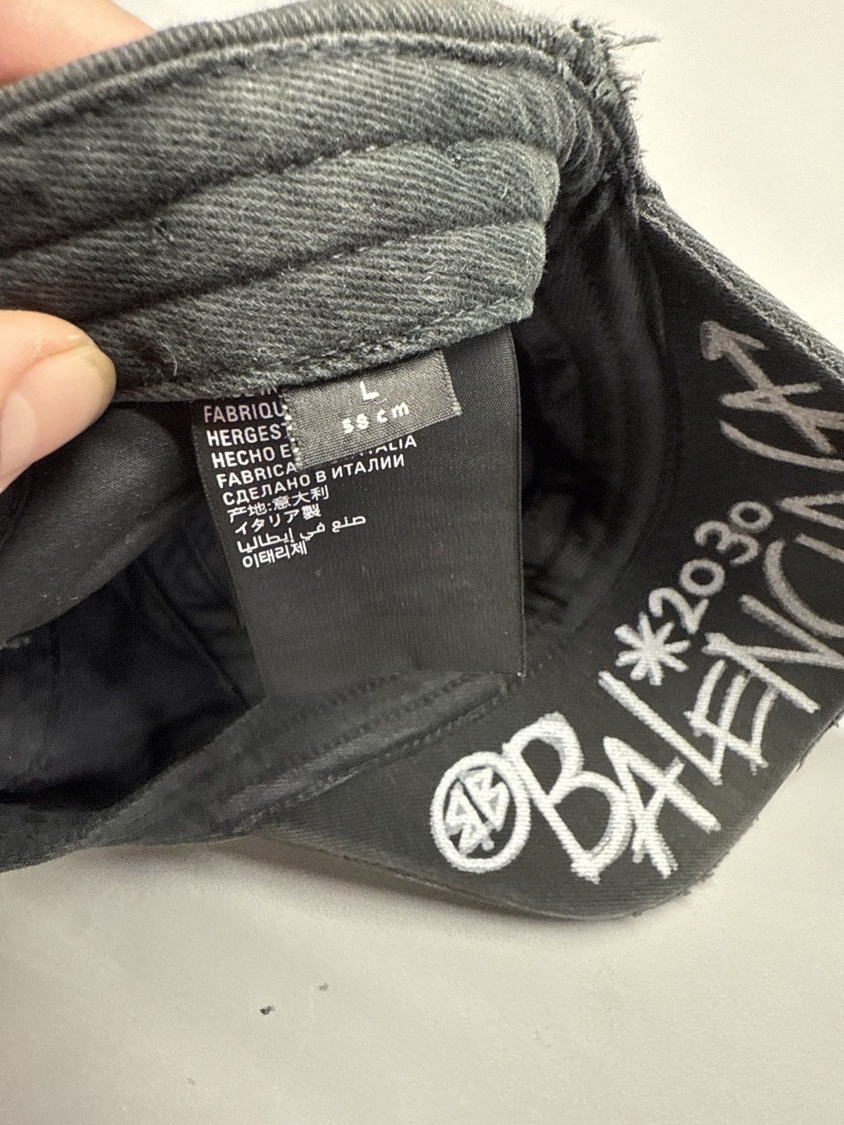 Balenciaga Black Balenciaga 2030 BB Destroyed Cap Size L Size ONE SIZE - 4 Thumbnail