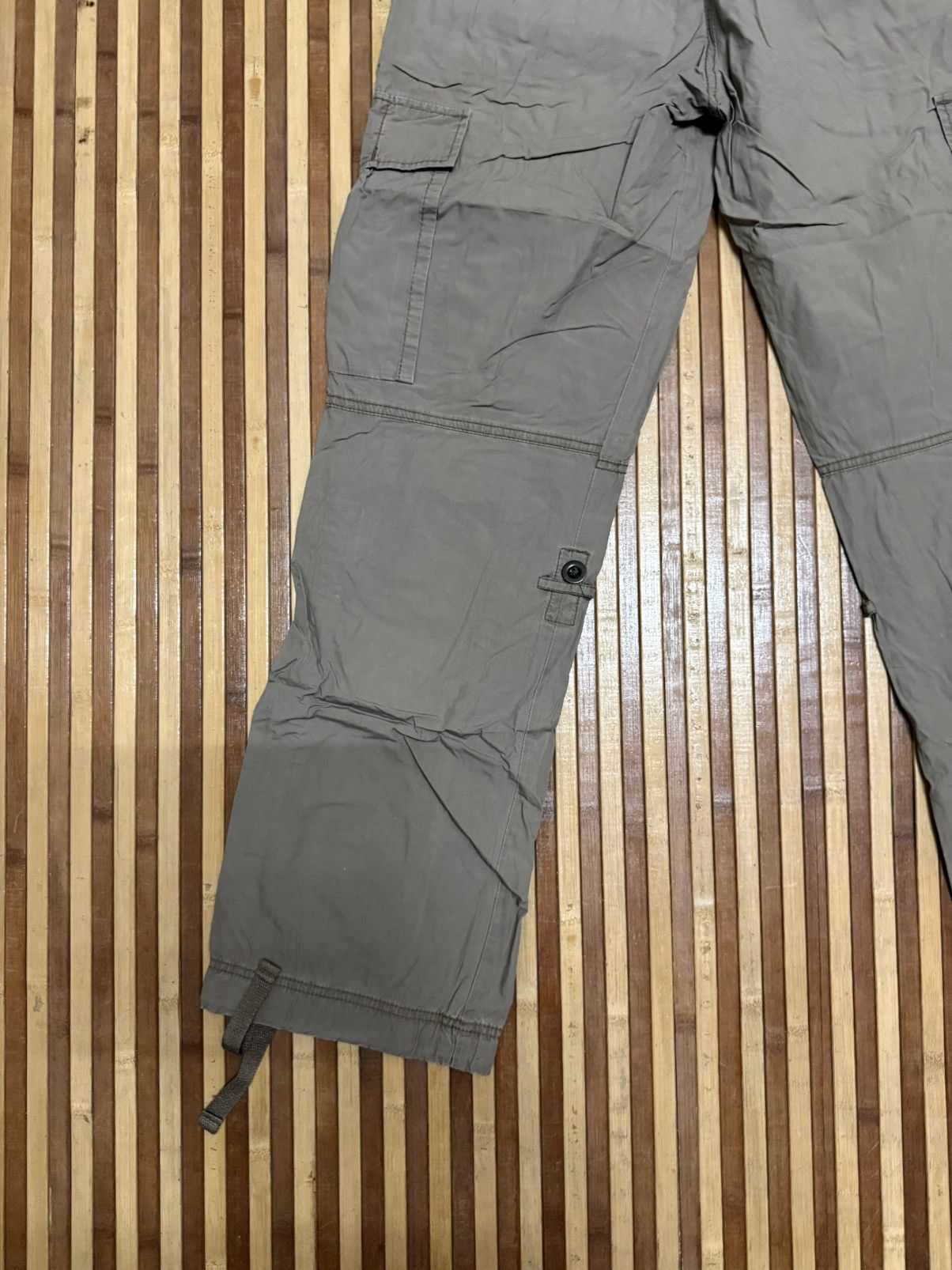 Uniqlo UNIQLO Cargo Pants Multipocket / Streetwear / W30x30 Size US 30 / EU 46 - 8 Thumbnail