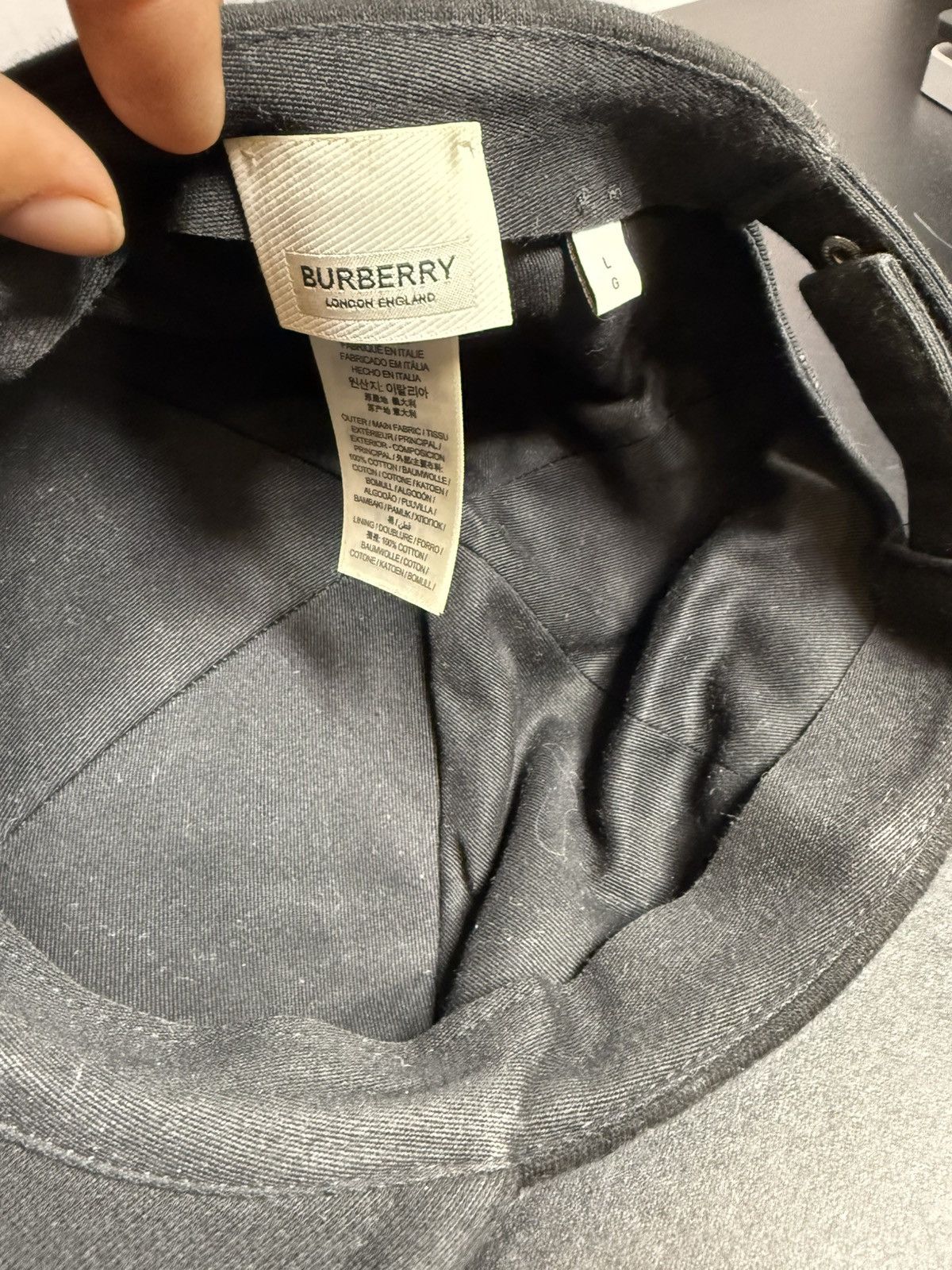 Burberry Authentic Burberry Monogram Motif Cap Cotton Large Black Size 46 - 17 Thumbnail
