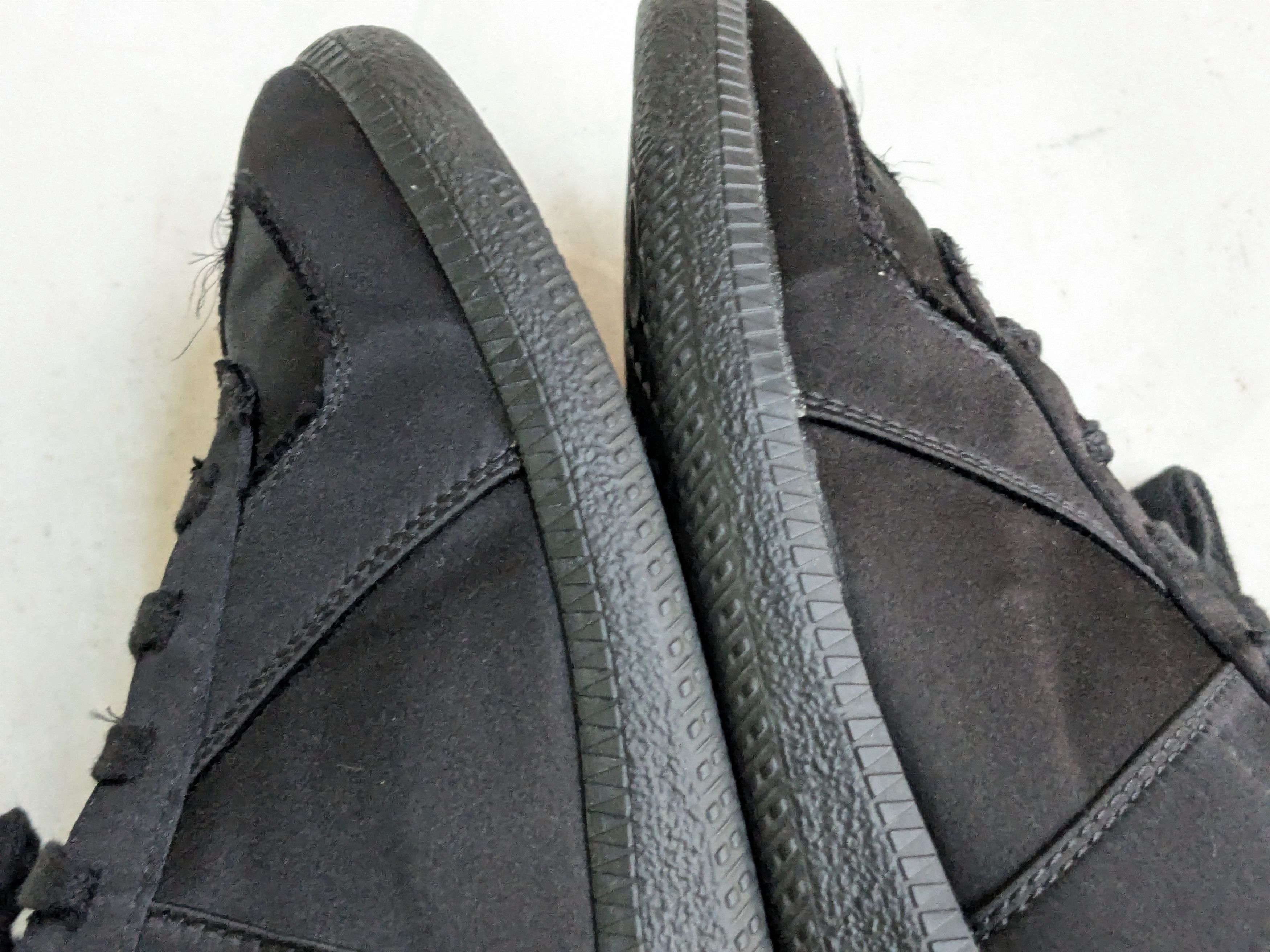 Maison Margiela Maison Margiela GAT Replica Black Satin 9 42 Low Tops Size US 9 / EU 42 - 8 Thumbnail