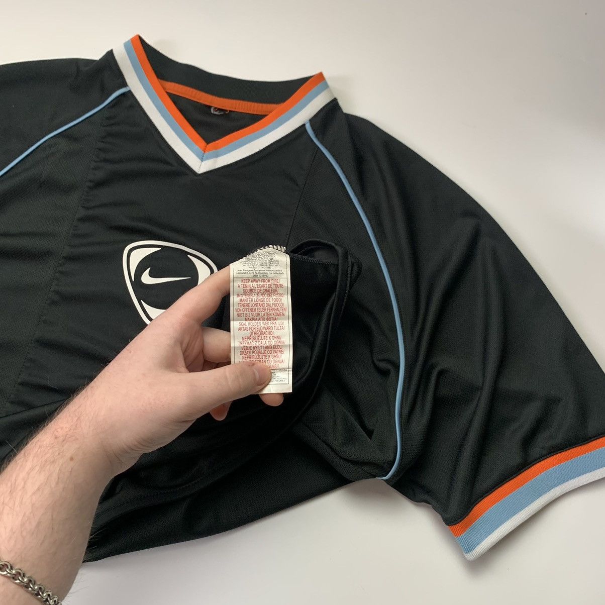 Other 🎩90’s NIKE TEAM RETRO BIG SWOOSH CENTRAL LOGO DRIFIT TEE Y2K Size US L / EU 52-54 / 3 - 7 Thumbnail