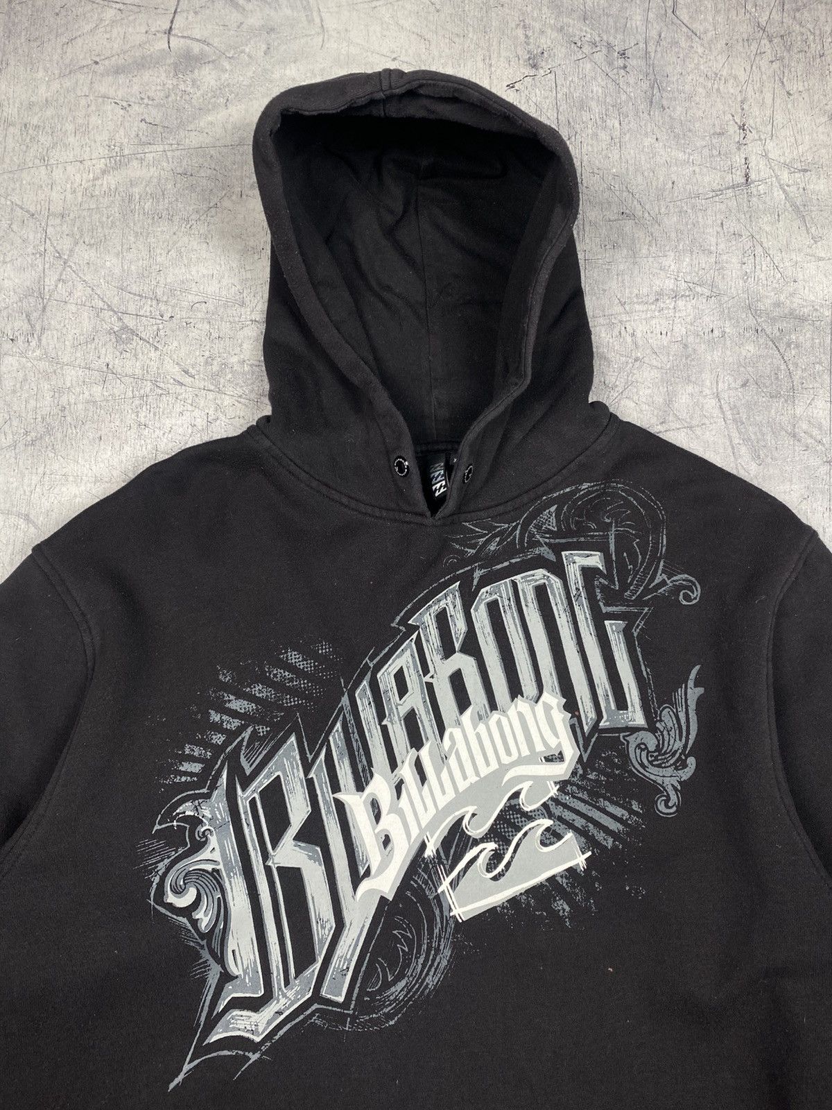 Billabong Billabong Faded Black Graphic Hoodie Y2K Streetwear Surf Size US XL / EU 56 / 4 - 5 Thumbnail